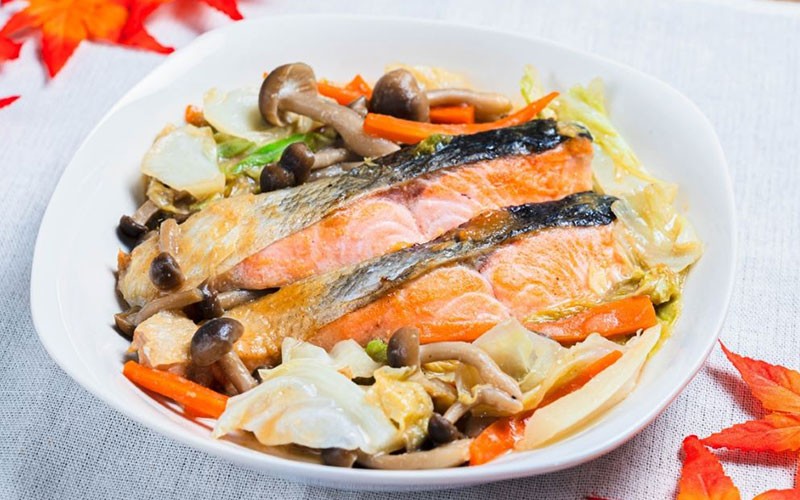 Bới ngay tô cơm nóng để thưởng thức Chan-chan yaki đẫm lệ sốt Miso bơ nào