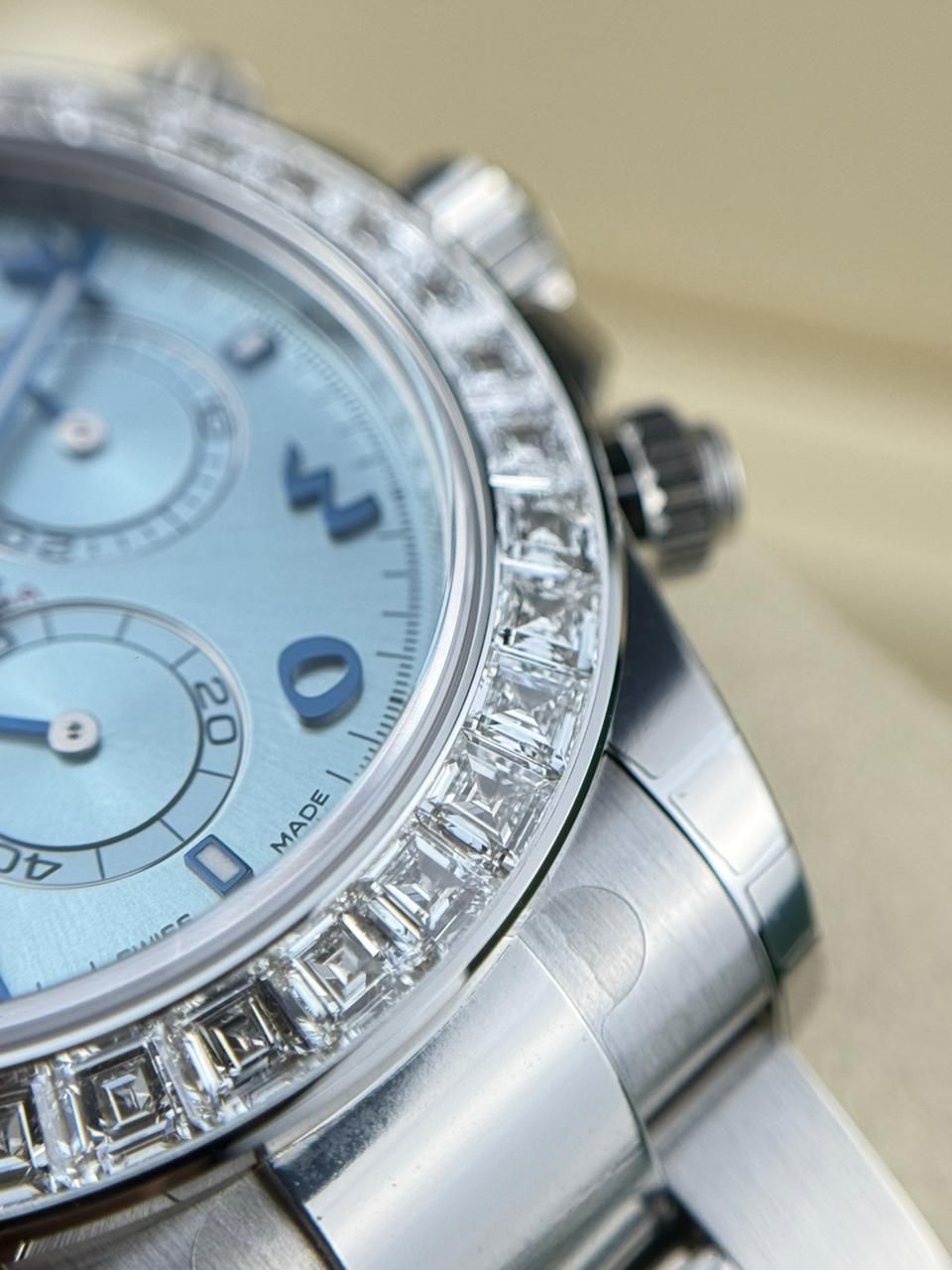Rolex Daytona Cosmograph Platinum - 40mm - Ref; 126576TBR thumbnail 9