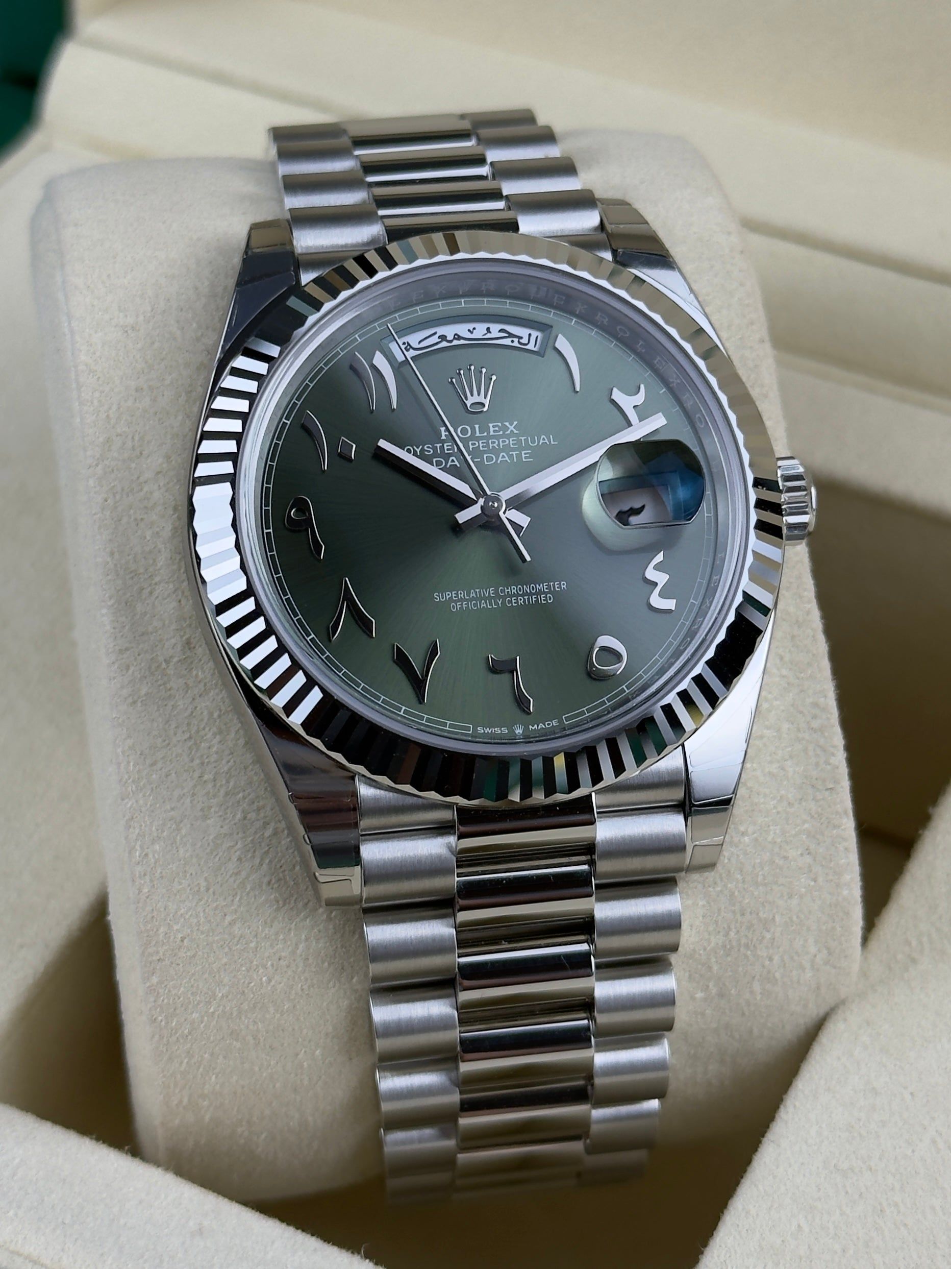Rolex Oyster Perpetual Day-Date platinum - 40mm - Ref; 228236 thumbnail 4