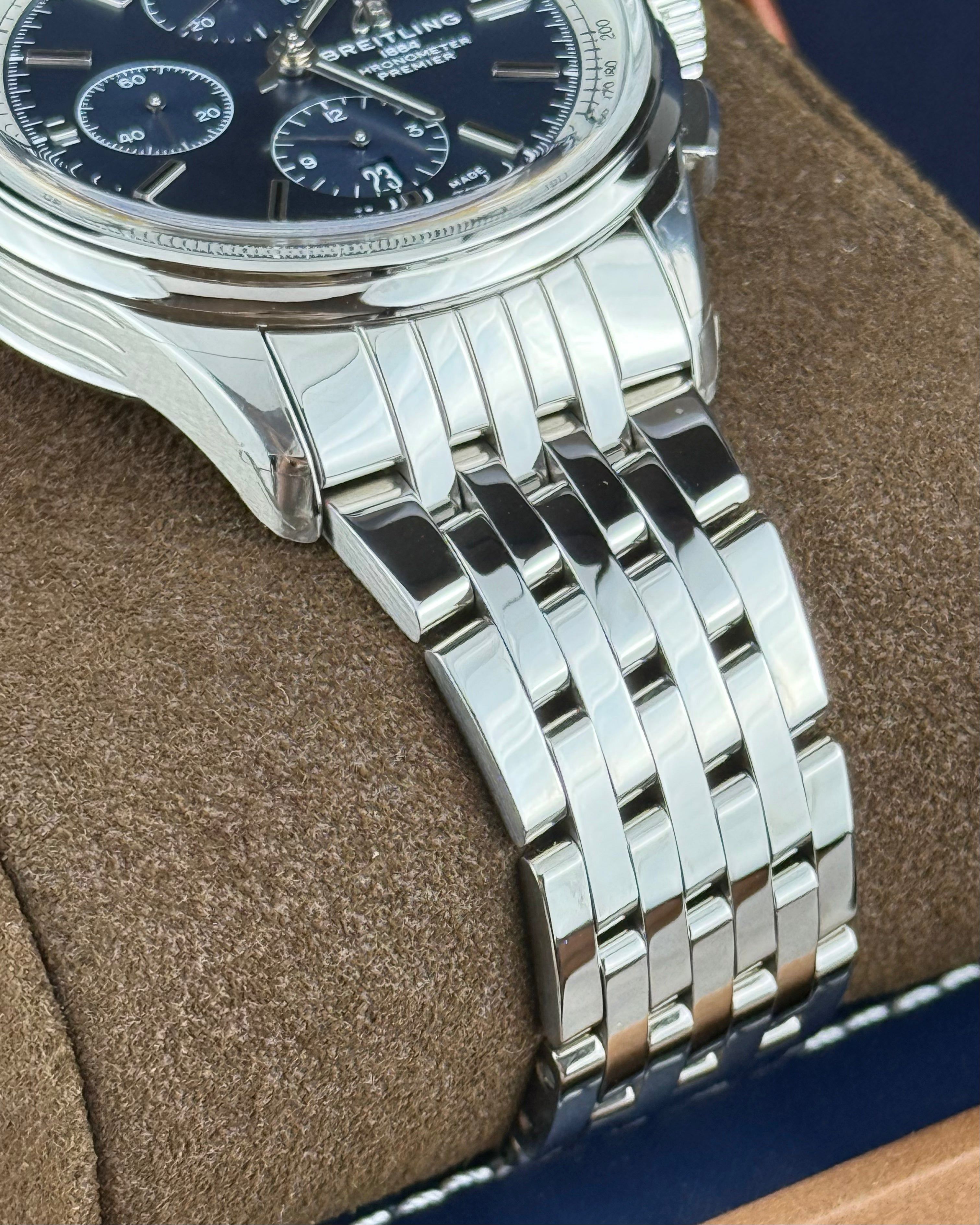 Breitling Premier Chronograph - 42MM - Ref : A13315351C1A1 thumbnail 5