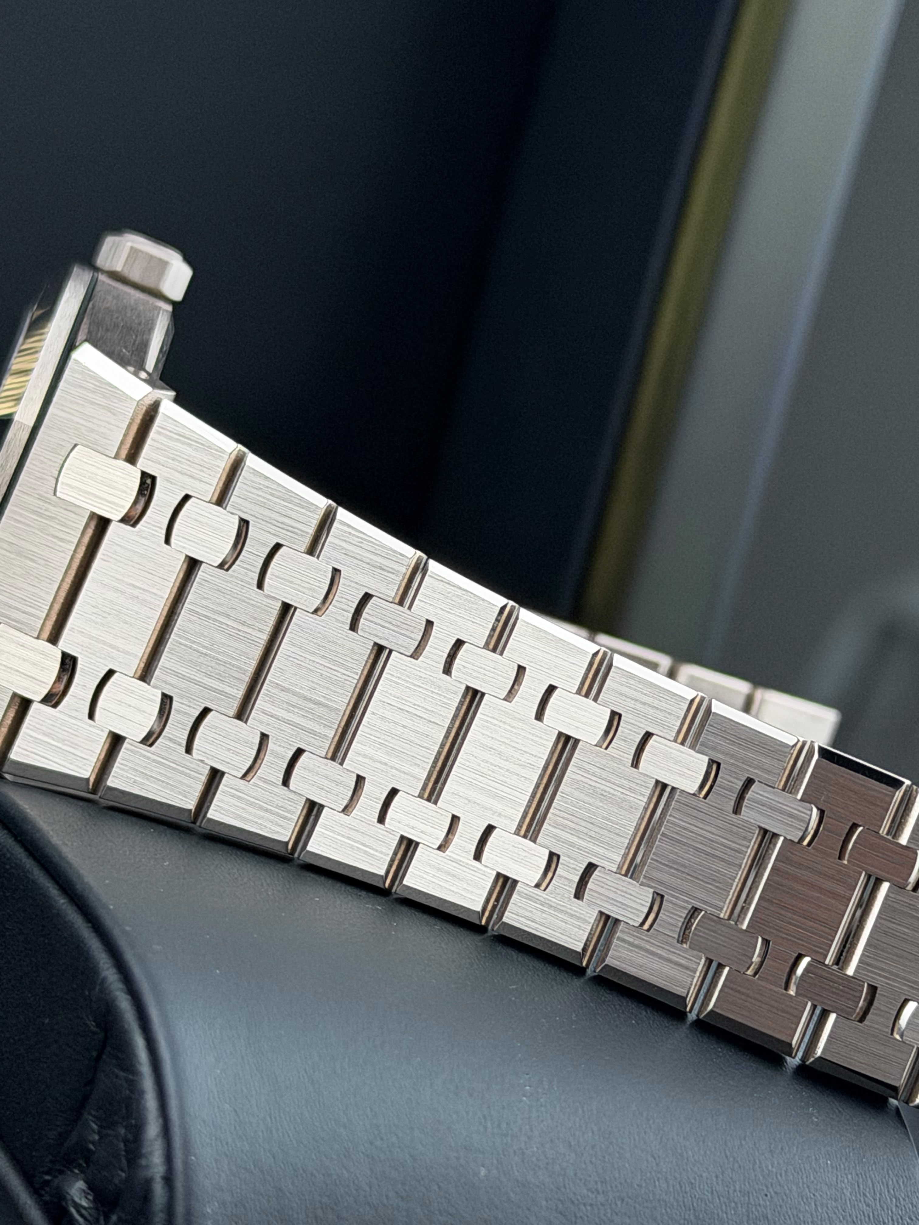 Audemars Piguet Royal Oak Perpetual Calendar - 41MM - Ref :26674SG.OO.1320SG.01 thumbnail 4