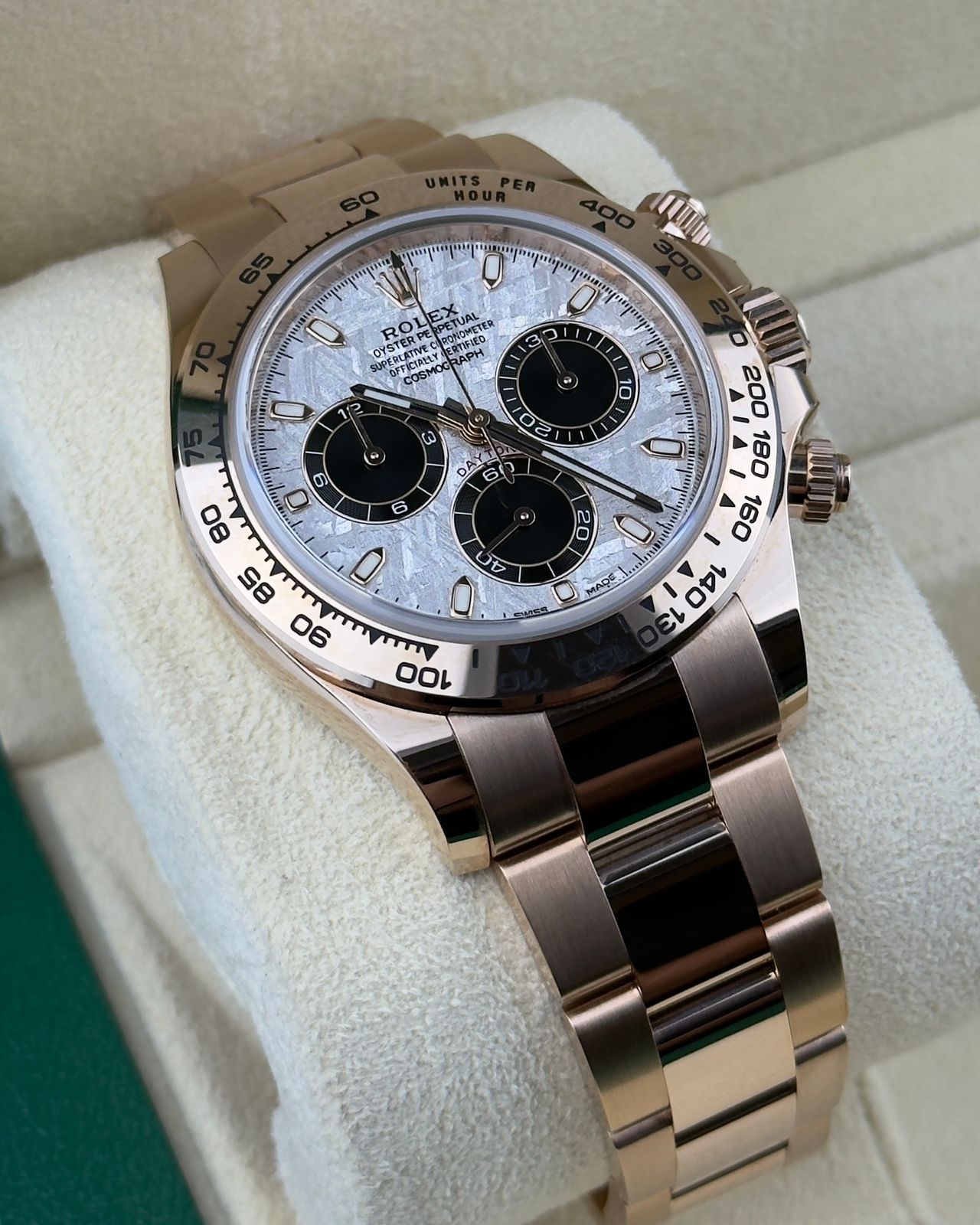 Rolex Daytona Cosmograph Meteorite Dial - 40mm - Ref; 116505 thumbnail 12