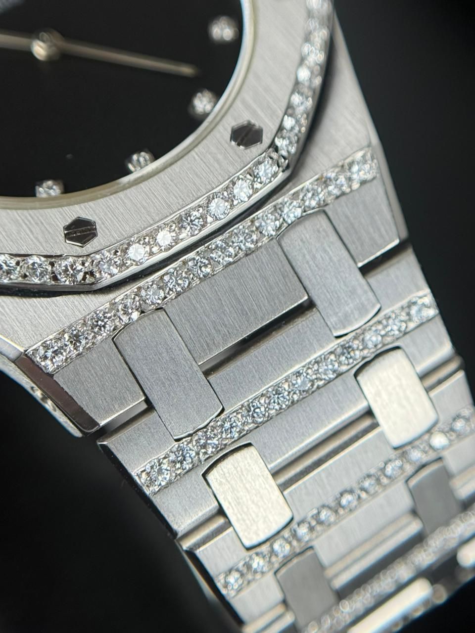 Audemars Piguet Royal Oak - 35MM - Ref. 6008BC thumbnail 9