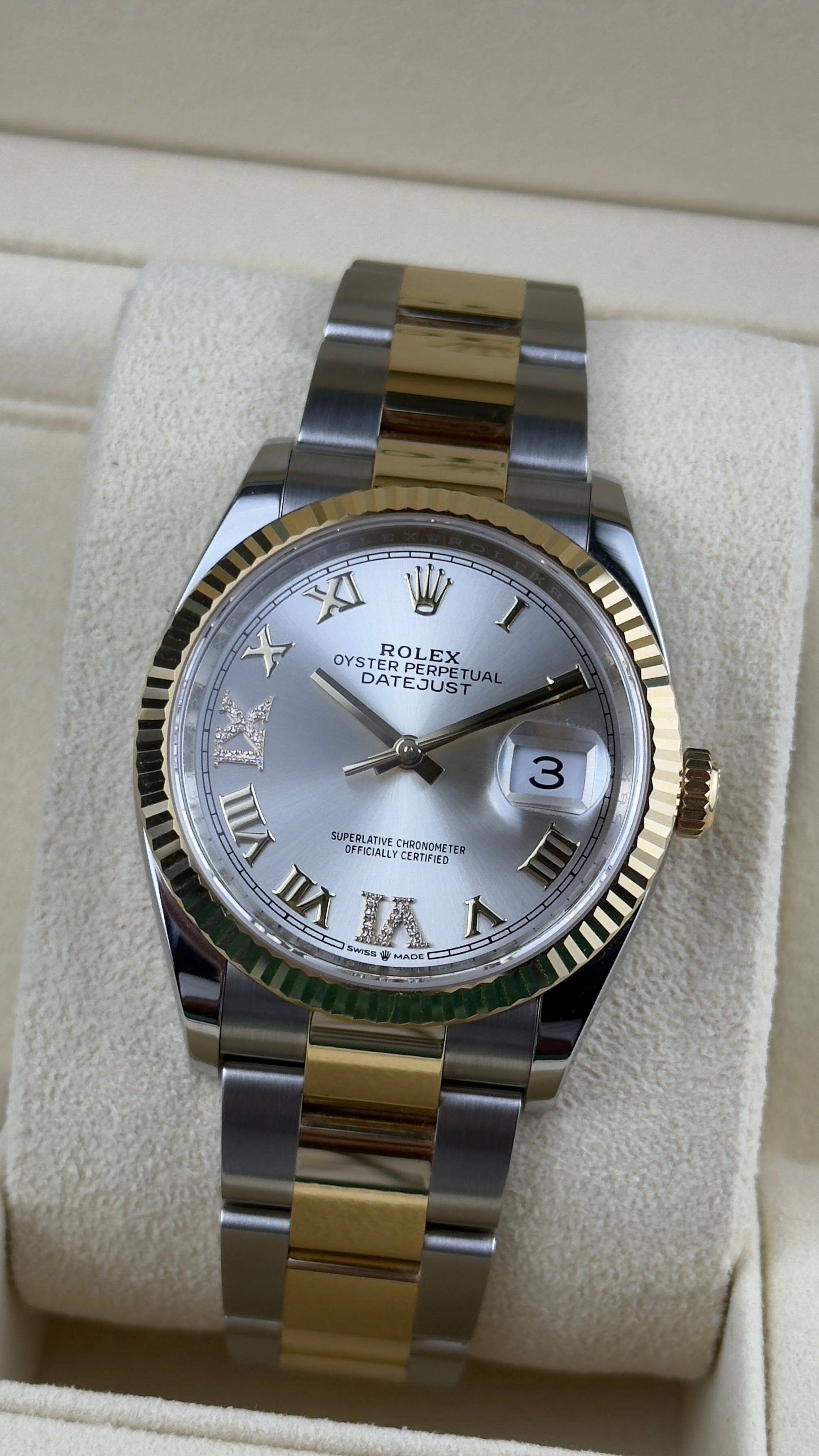 Rolex Datejust - 36MM - Ref; 126233 thumbnail 3