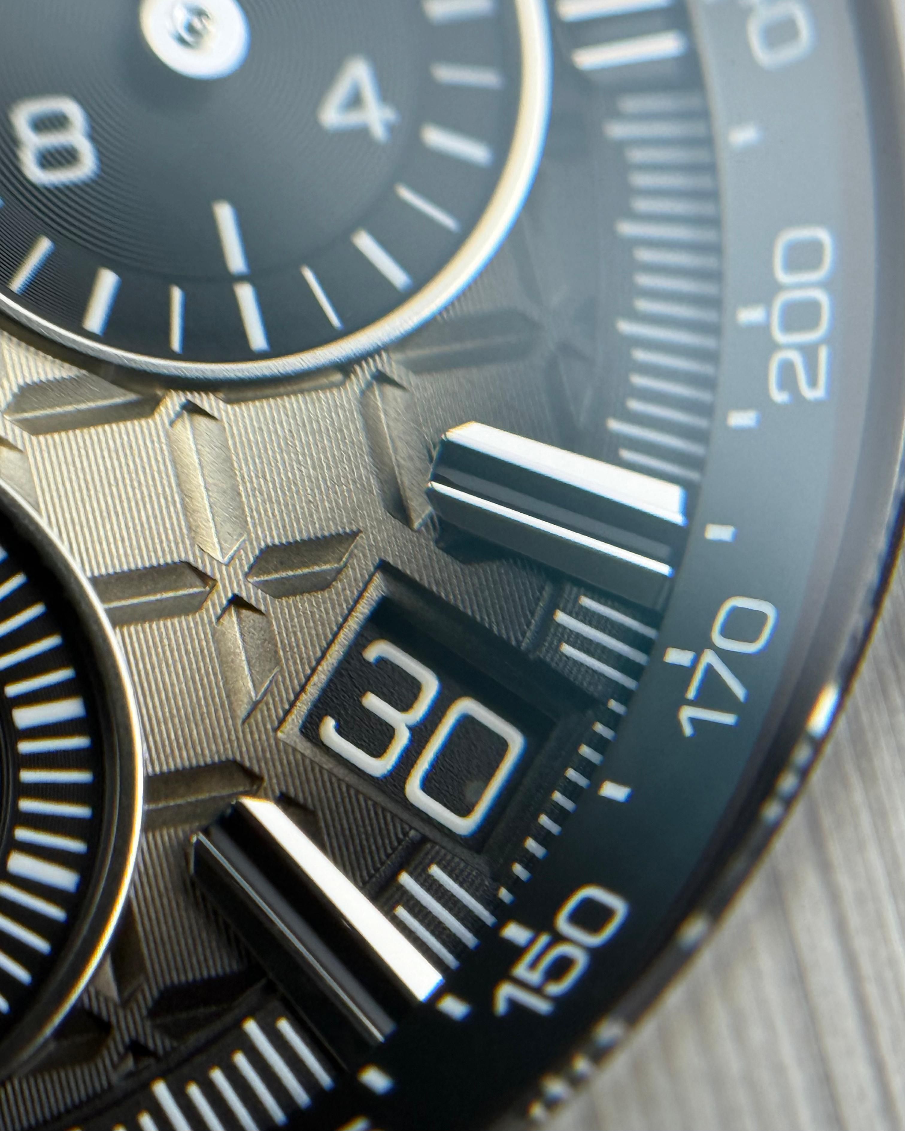 Audemars Piguet Royal Oak Offshore - 43MM - REF : 26420SO.OO.A600CA.01 thumbnail 8