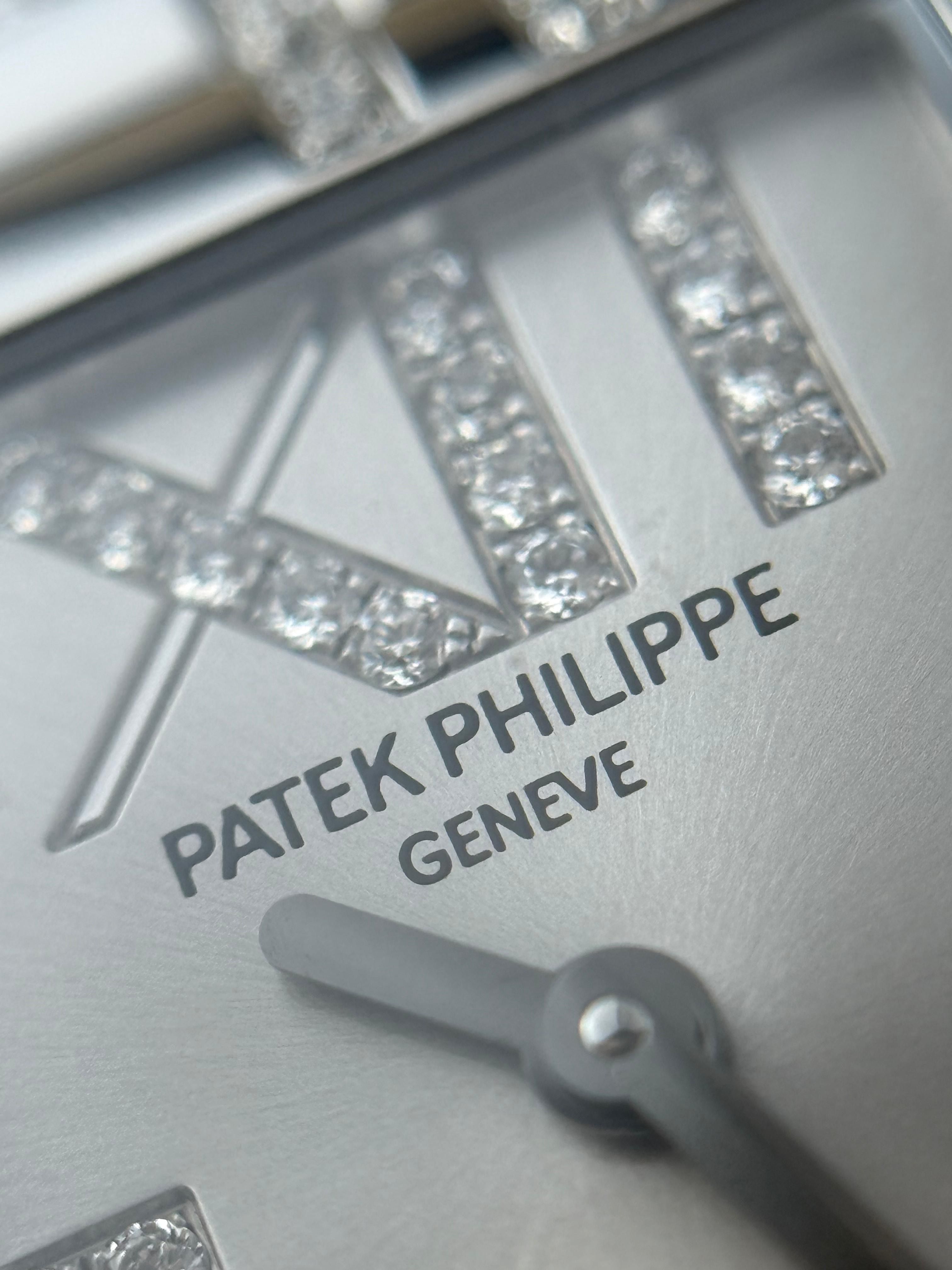 Patek Philippe Twenty~4 - 30MM - Ref : 4910/48G thumbnail 3