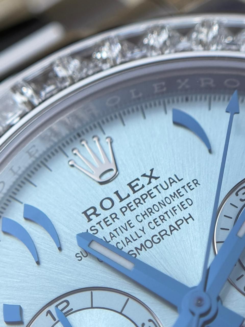 Rolex Daytona Cosmograph Platinum - 40mm - Ref; 126576TBR thumbnail 5