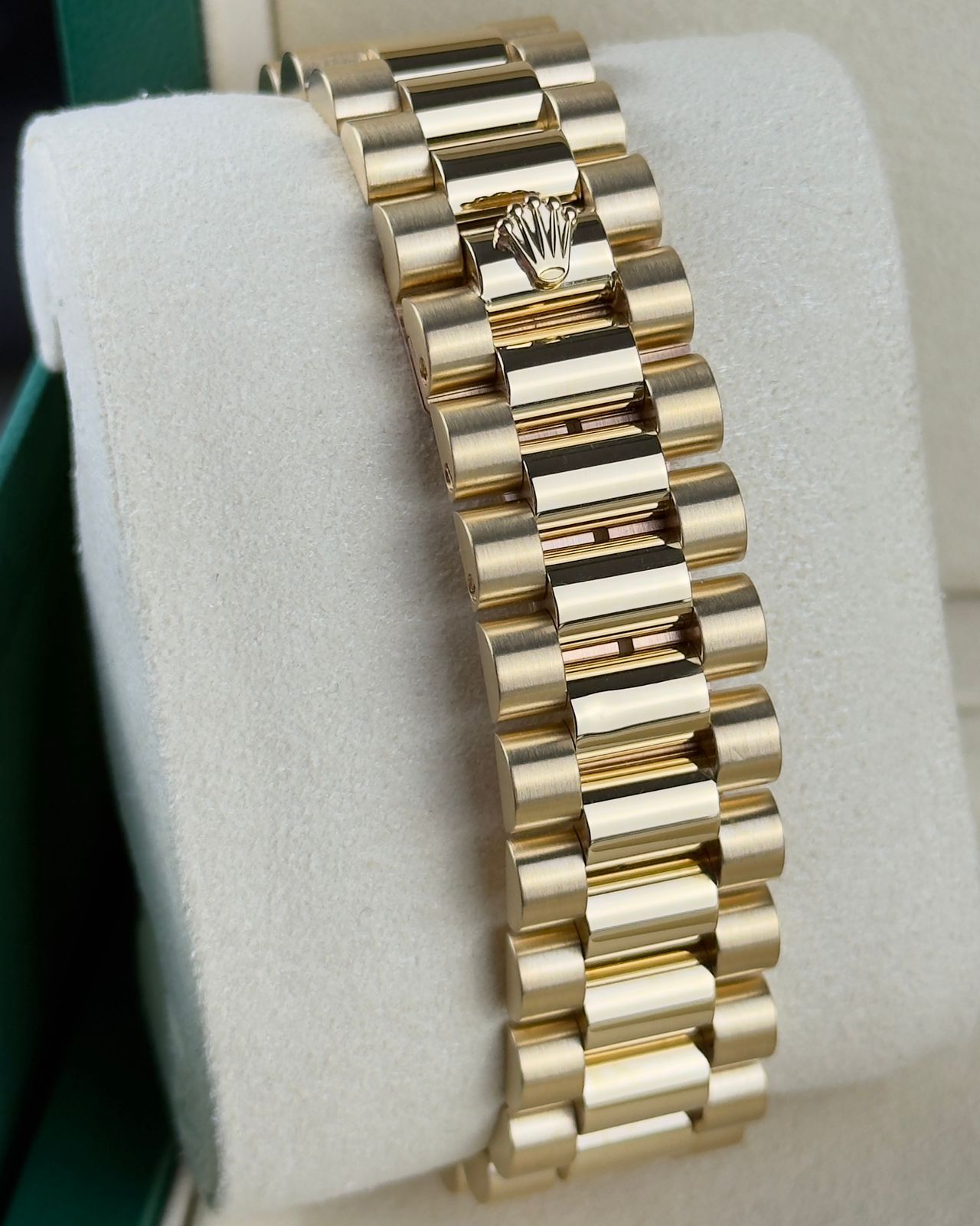 Rolex Day-Date "President" - 36mm - Ref; 18238 thumbnail 8