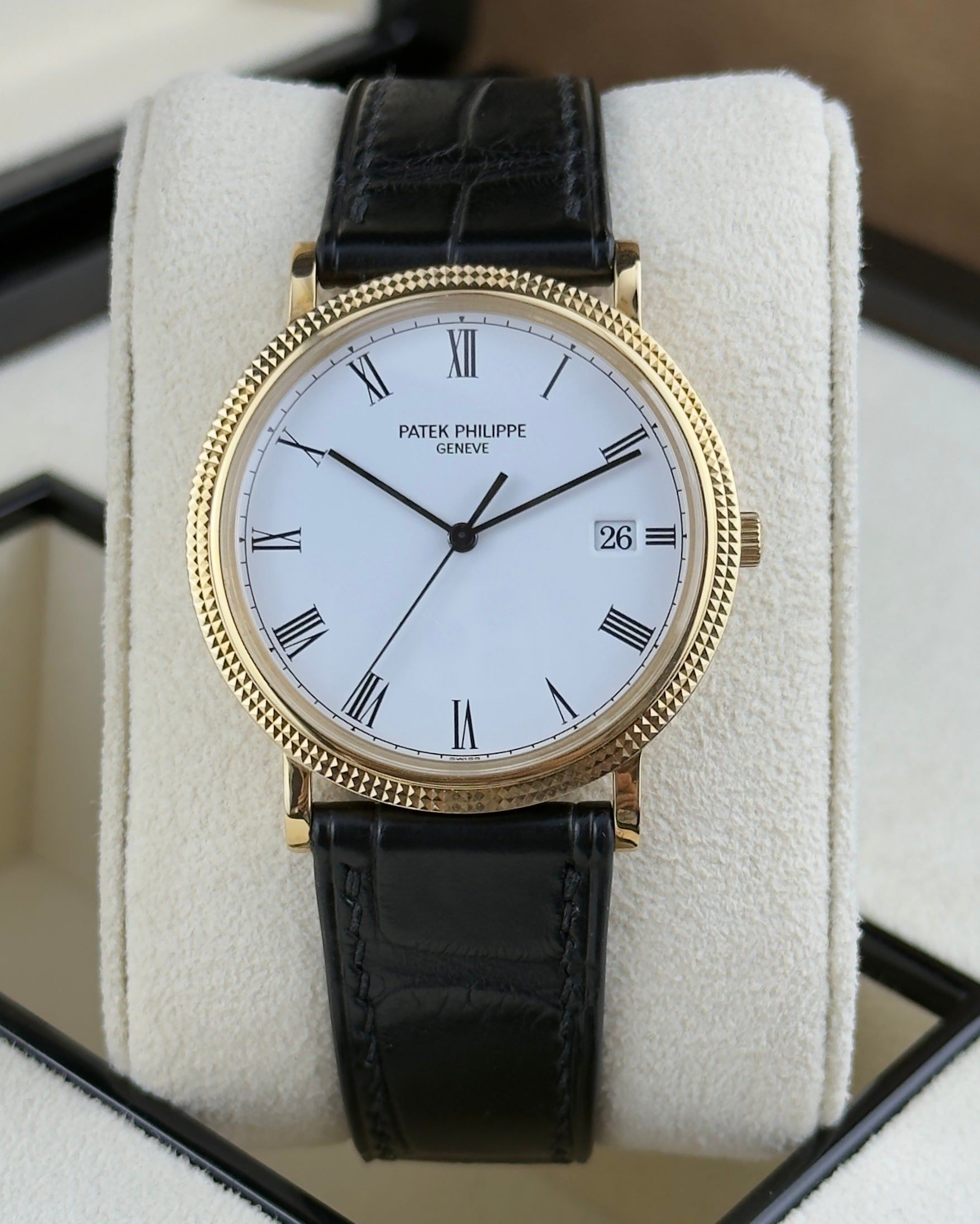 Patek Philippe Calatrava - 33mm - Ref: 3944J