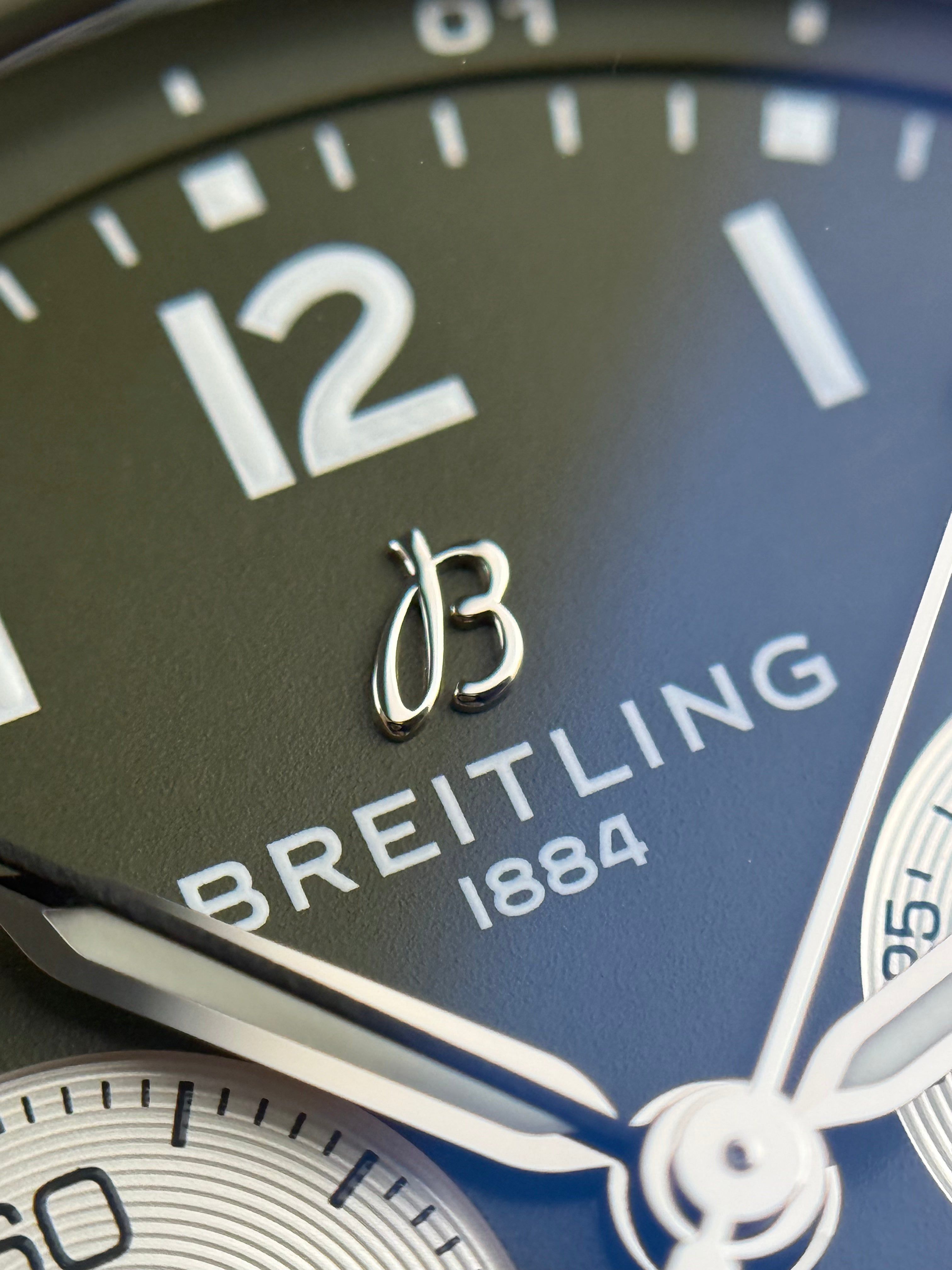 Breitling Super AVI Chronograph GMT - 46MM - Ref - AB04452A1L1X1 thumbnail 4