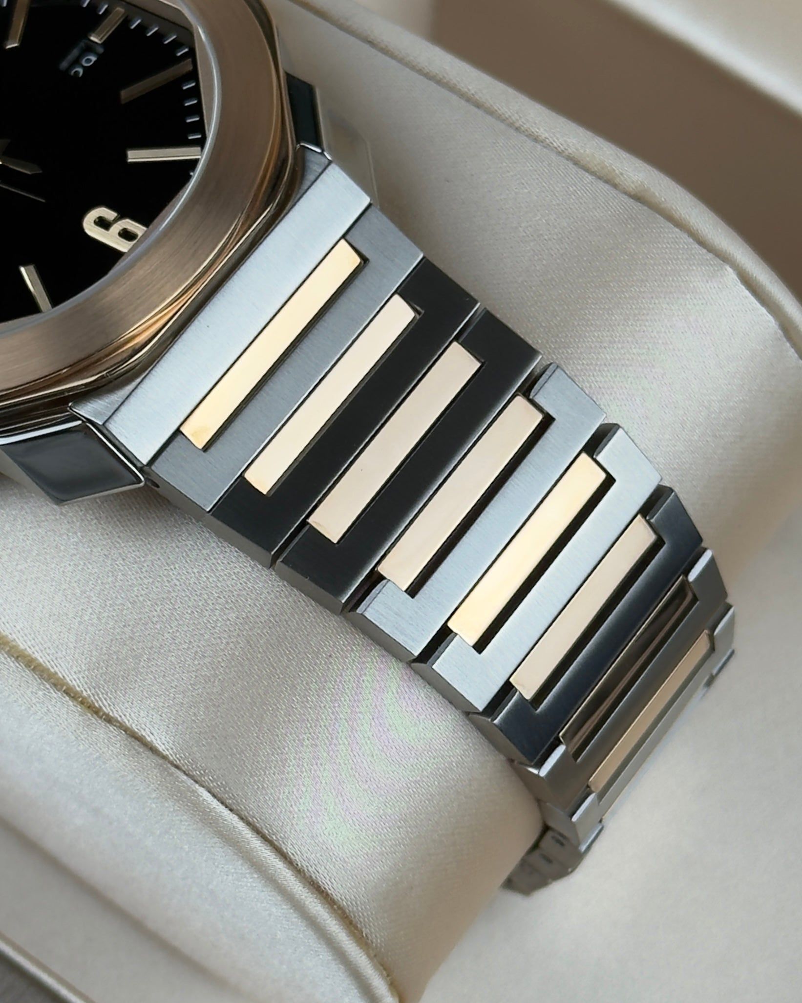 Bvlgari Octo Roma Rose Gold - 41MM - Ref : 102854 thumbnail 5