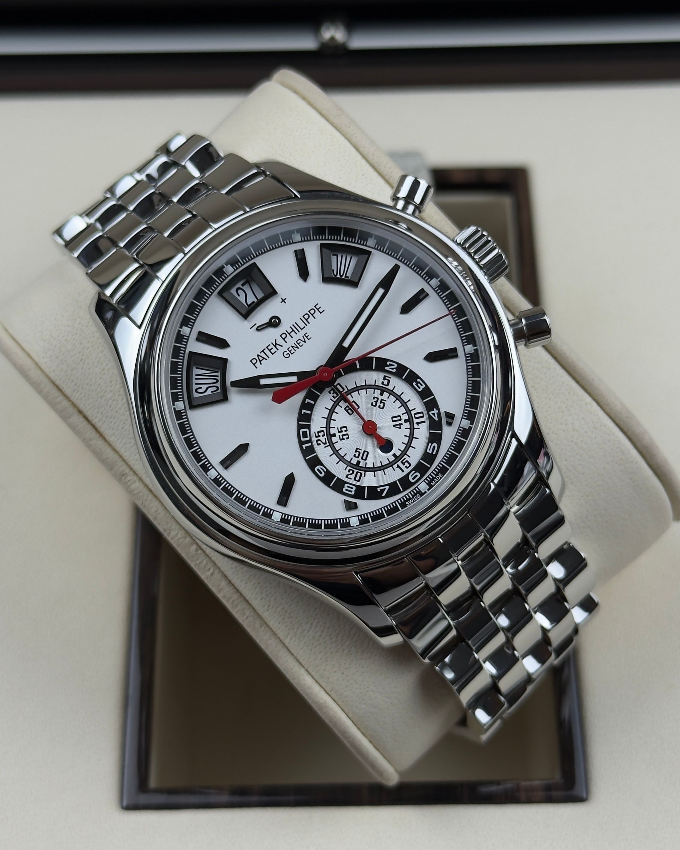 Patek Philippe Annual Calendar - 40.5MM - Ref : 5960/1A-001