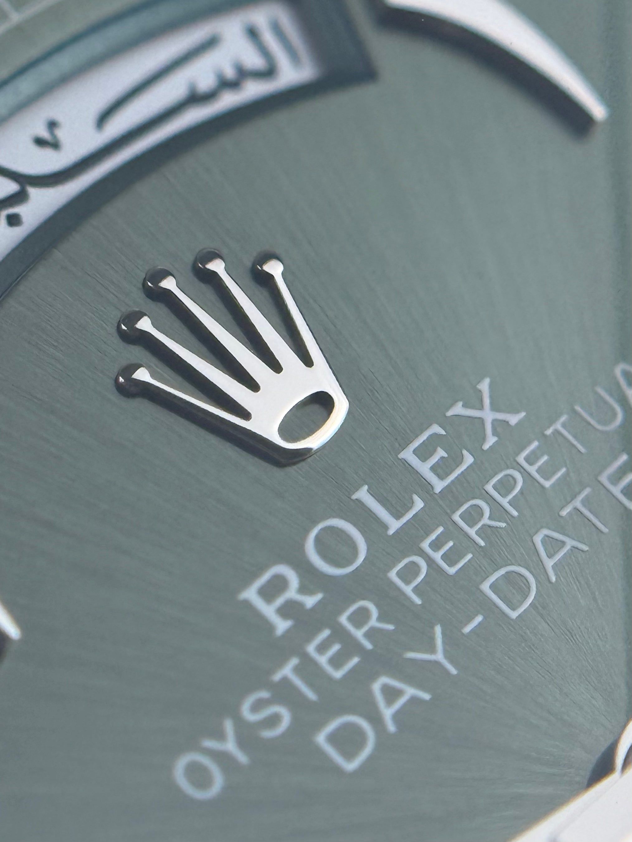 Rolex Oyster Perpetual Day-Date platinum - 40mm - Ref; 228396 TBR thumbnail 5