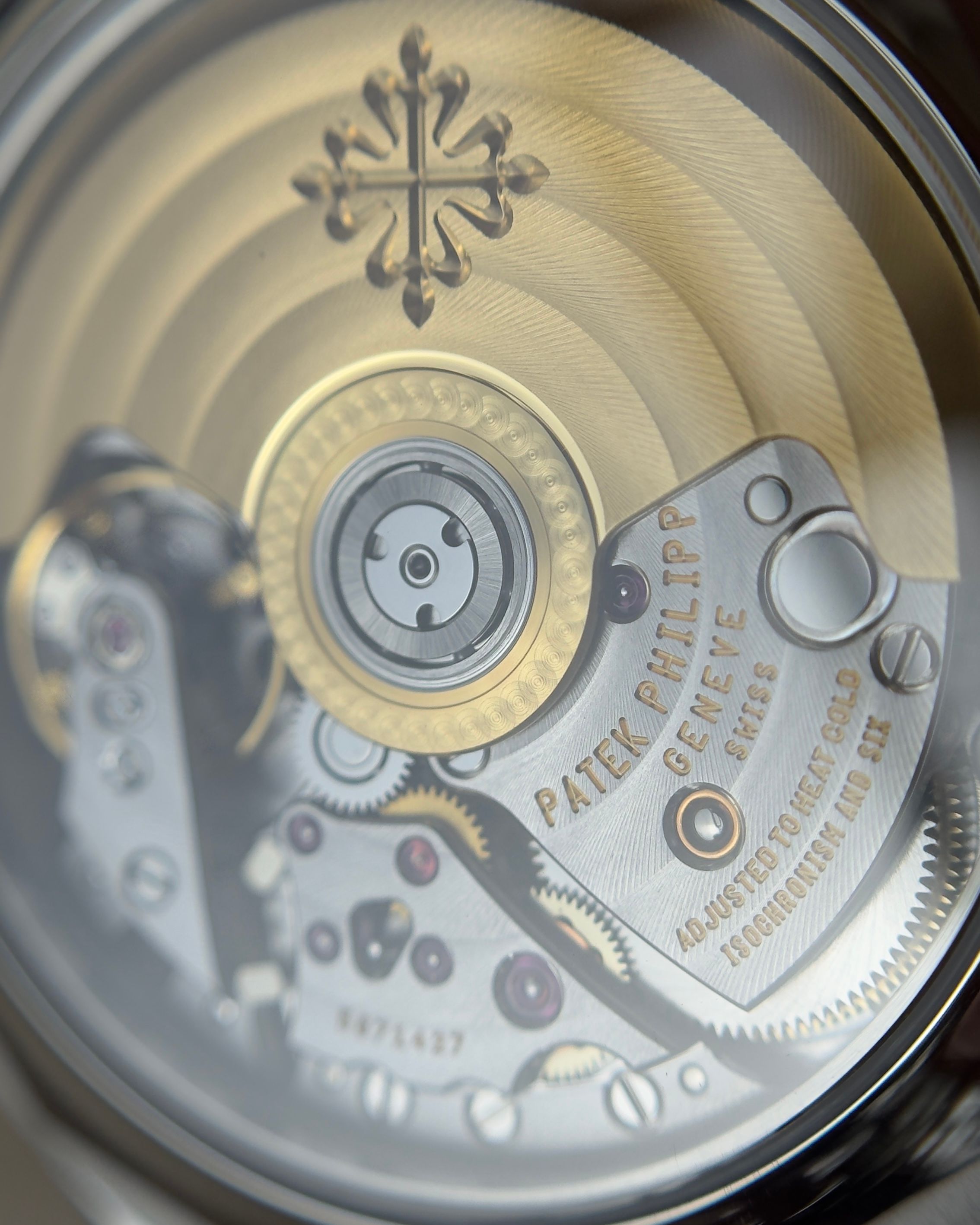 Patek Philippe Annual Calendar - 40.5MM - Ref : 5960/1A-001 thumbnail 4