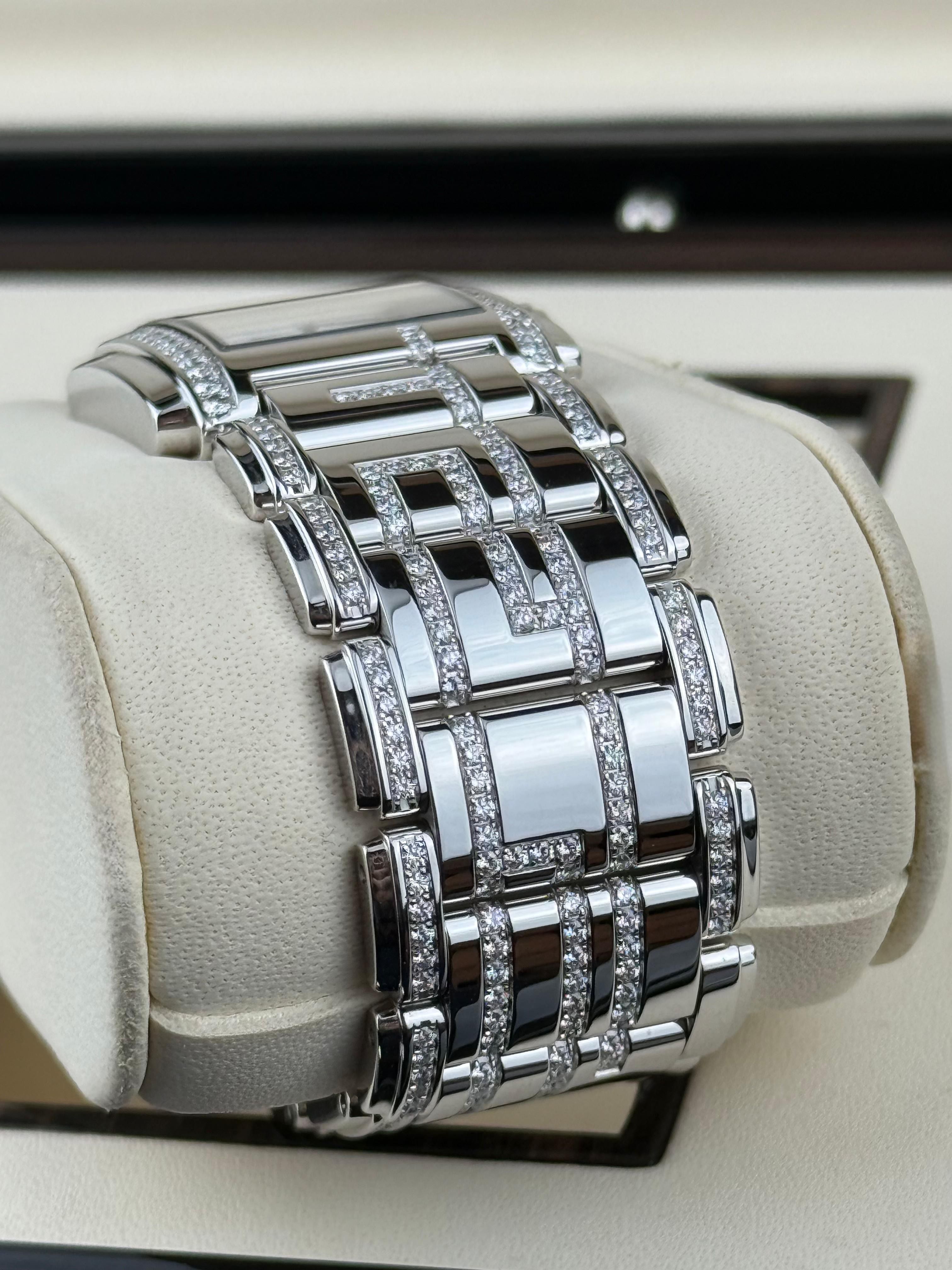 Patek Philippe Twenty~4 - 30MM - Ref : 4910/48G thumbnail 4