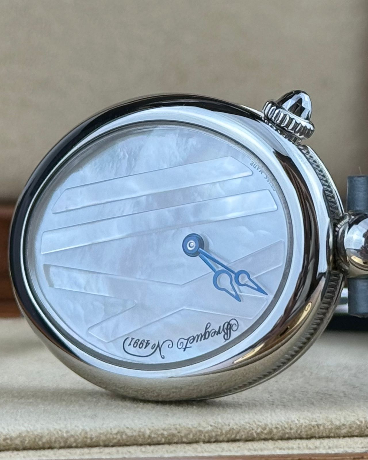 Breguet "Reine de Naples" - 42MM - Ref: 9807ST thumbnail 5