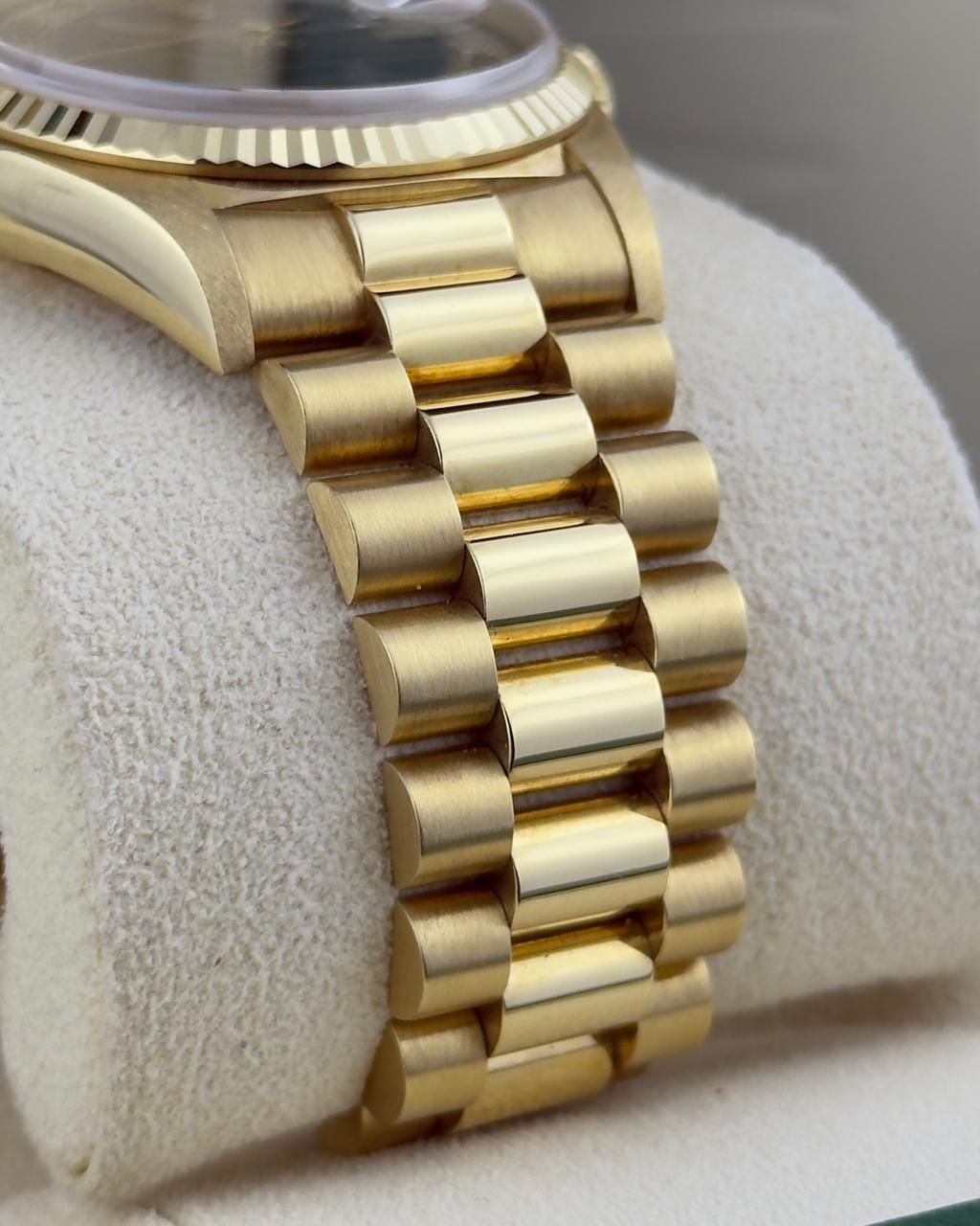 Rolex Day-Date “myriad” - 36mm - Ref; 18238 thumbnail 9