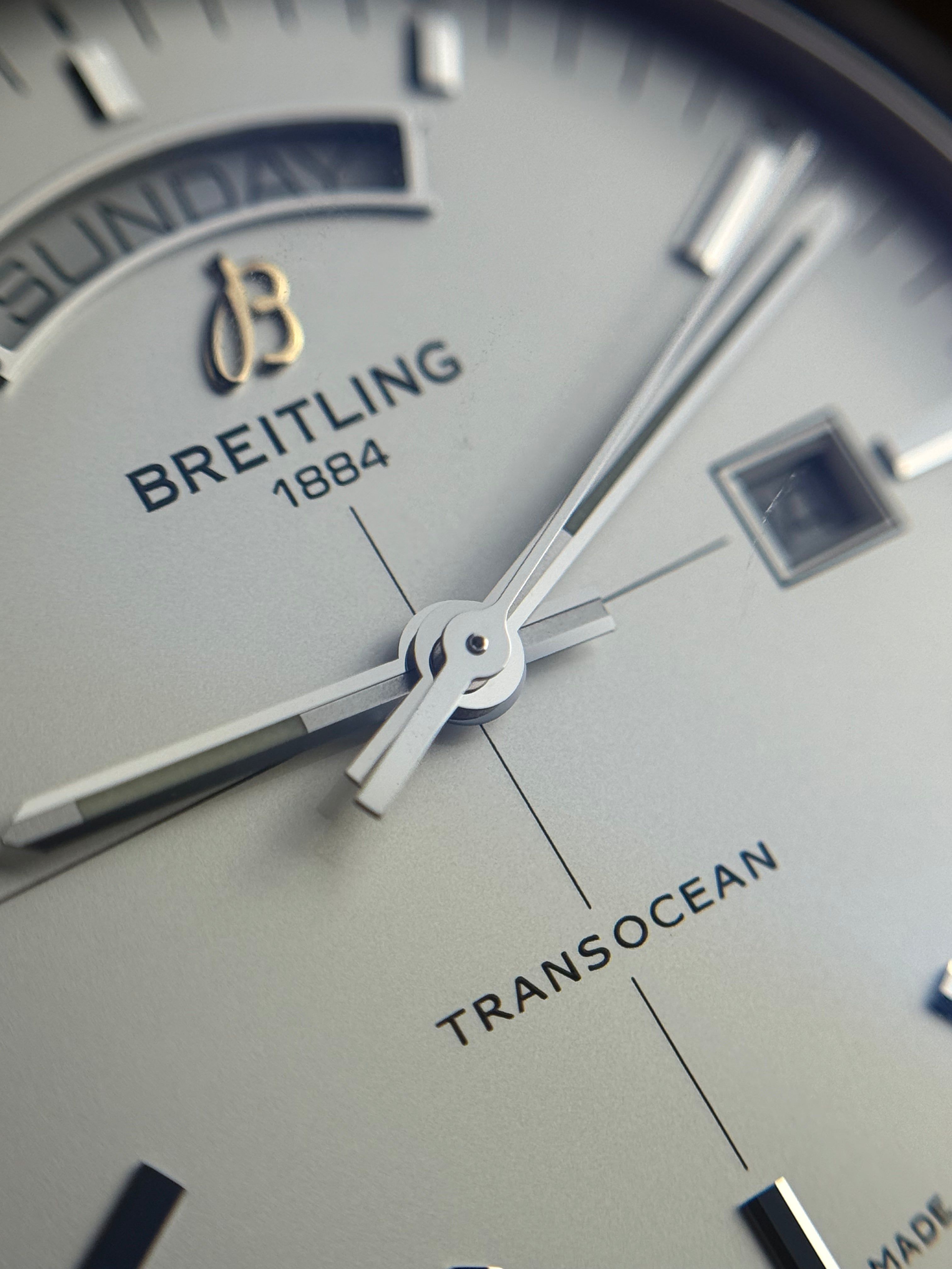 Breitling Transocean Day & Date - 43MM - Ref : A45310121G1A1 thumbnail 6
