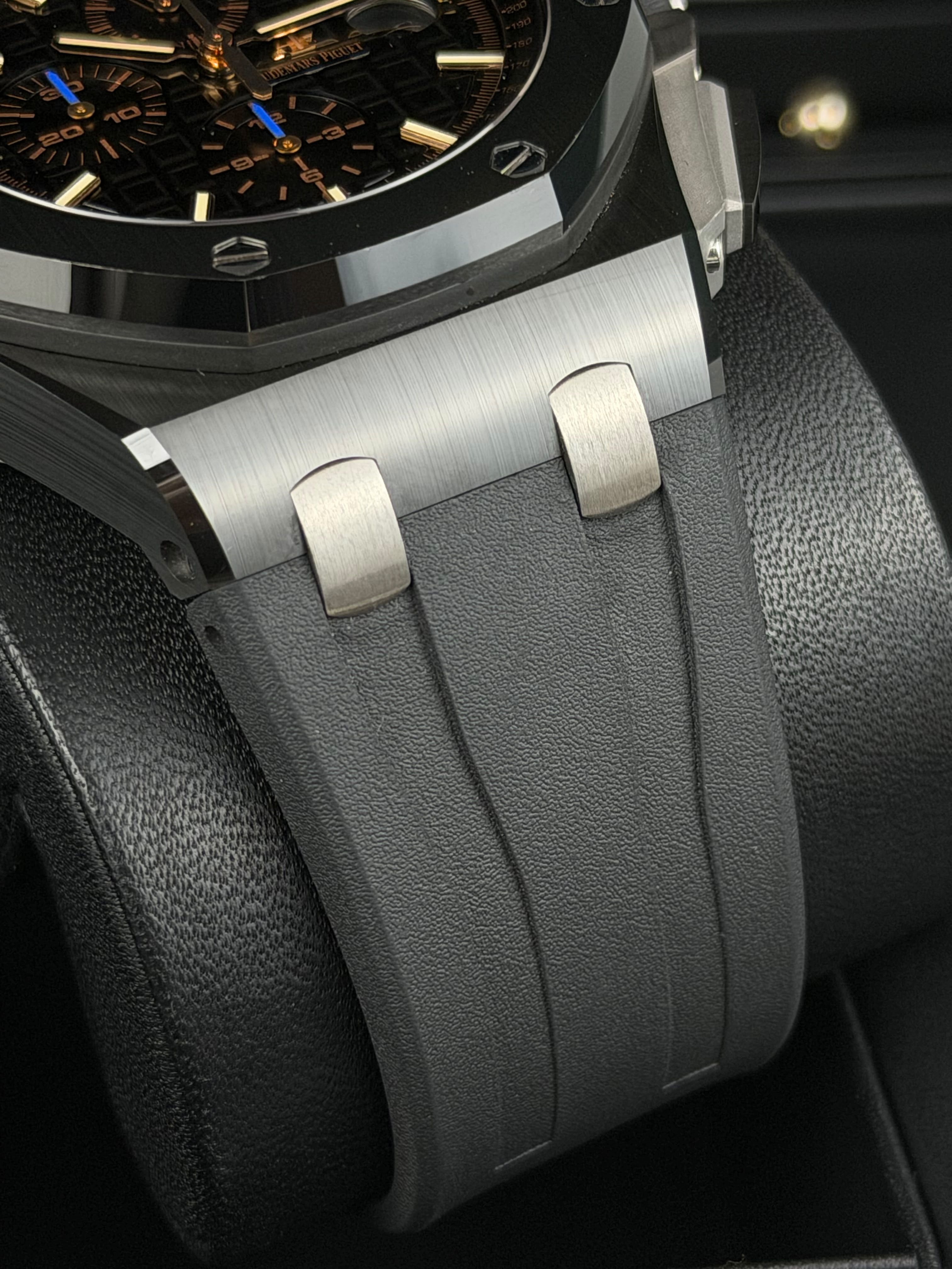 Audemars Piguet Royal Oak Offshore - 43MM - Ref : 26405CE.OO.A002CA.02 thumbnail 4