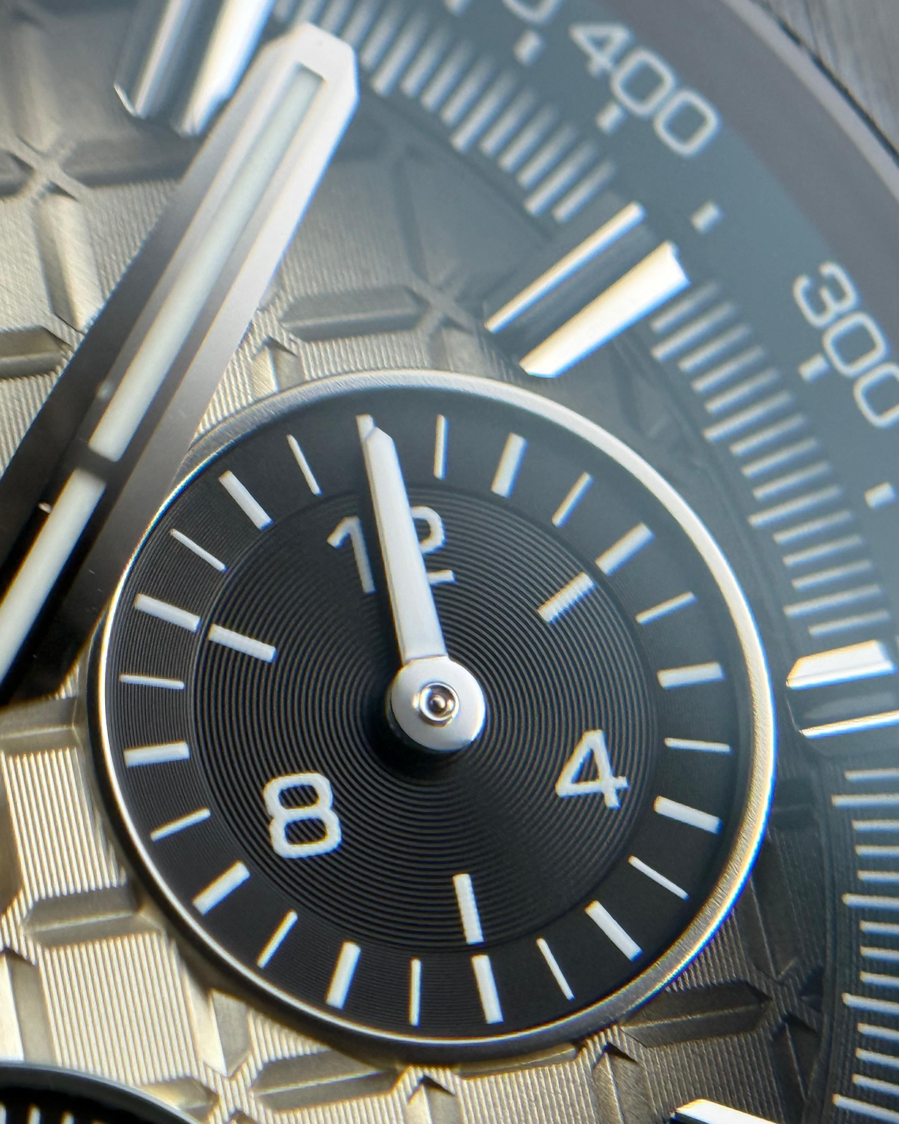 Audemars Piguet Royal Oak Offshore - 43MM - REF : 26420SO.OO.A600CA.01 thumbnail 9