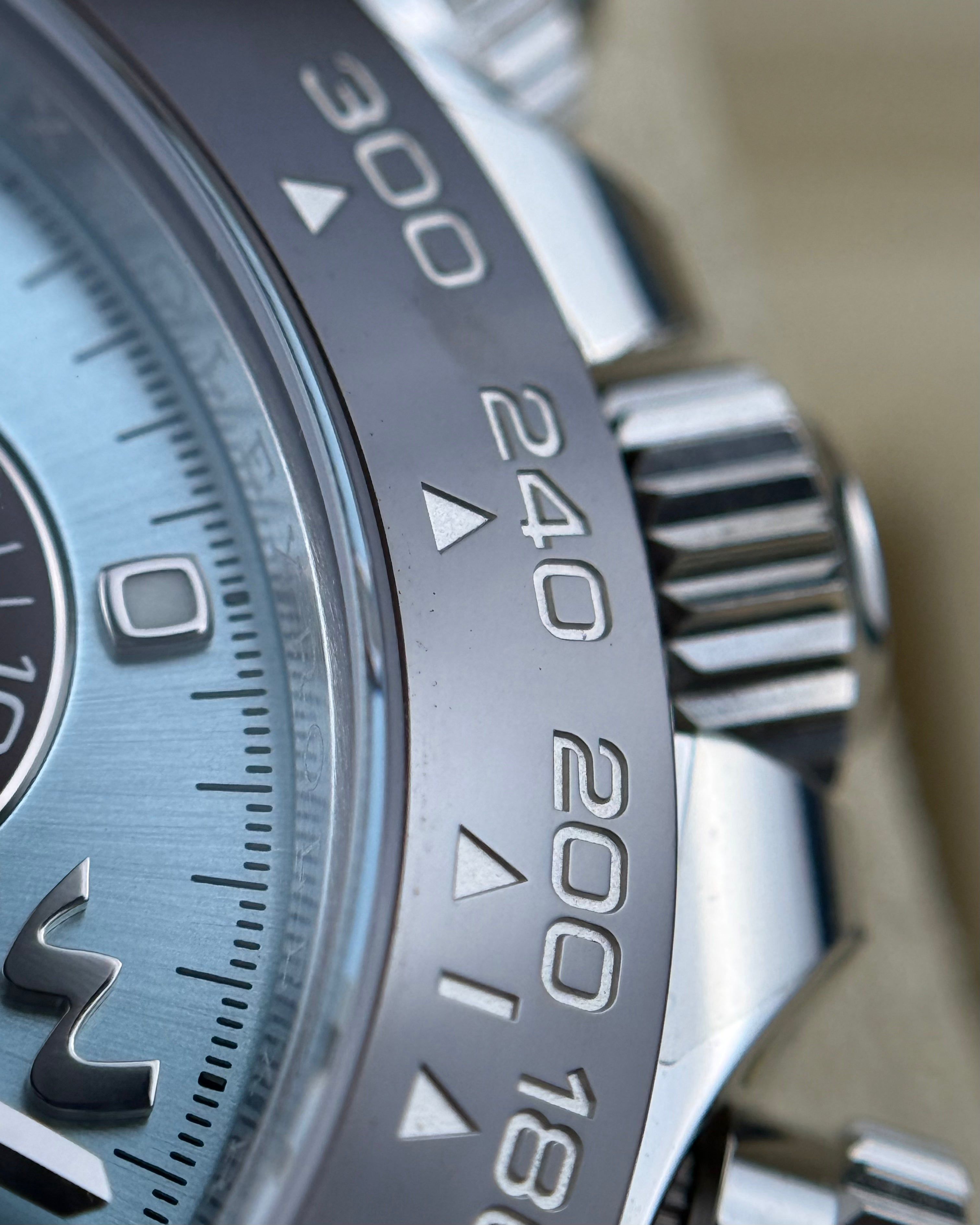 ROLEX COSMOGRAPH DAYTONA - 40MM - Ref. 126506-0002 thumbnail 9