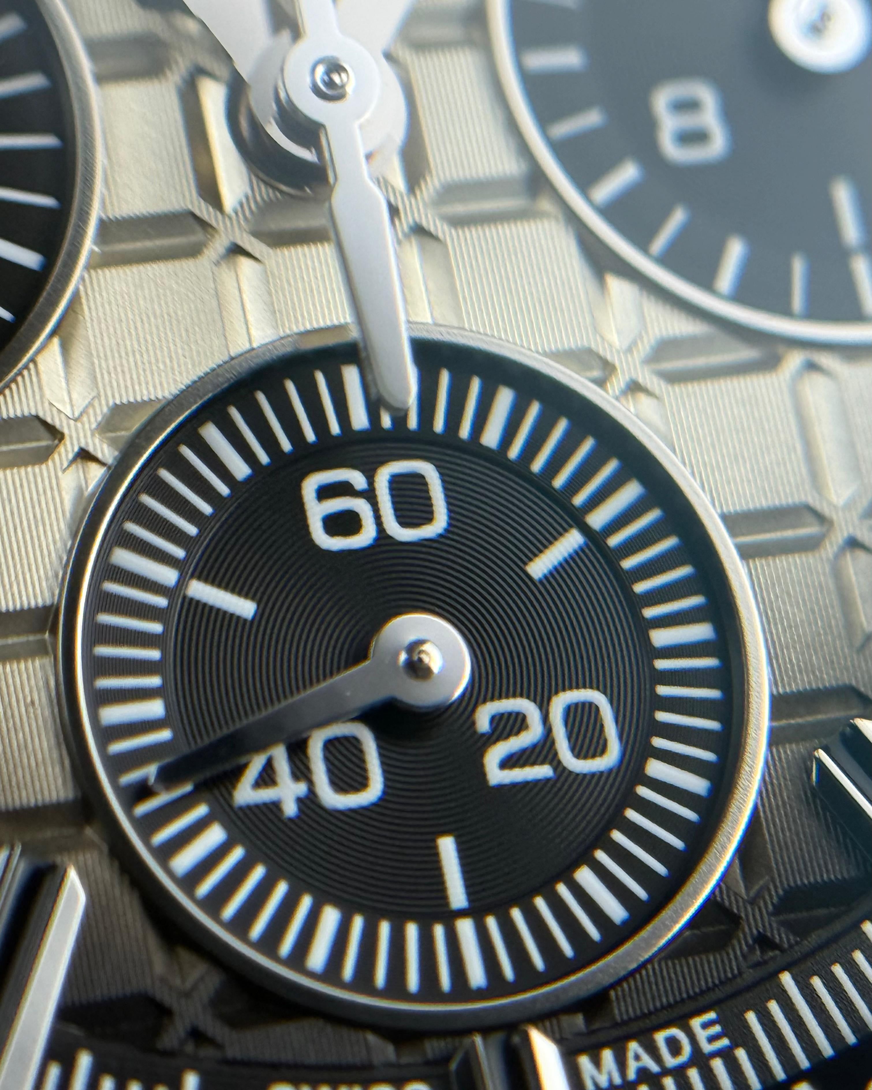 Audemars Piguet Royal Oak Offshore - 43MM - REF : 26420SO.OO.A600CA.01 thumbnail 7