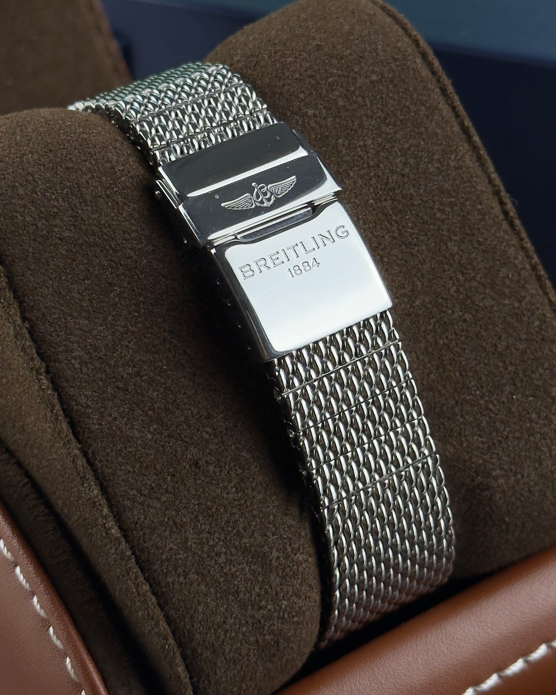 Breitling Transocean Day & Date - 43MM - Ref : A45310121G1A1 thumbnail 8