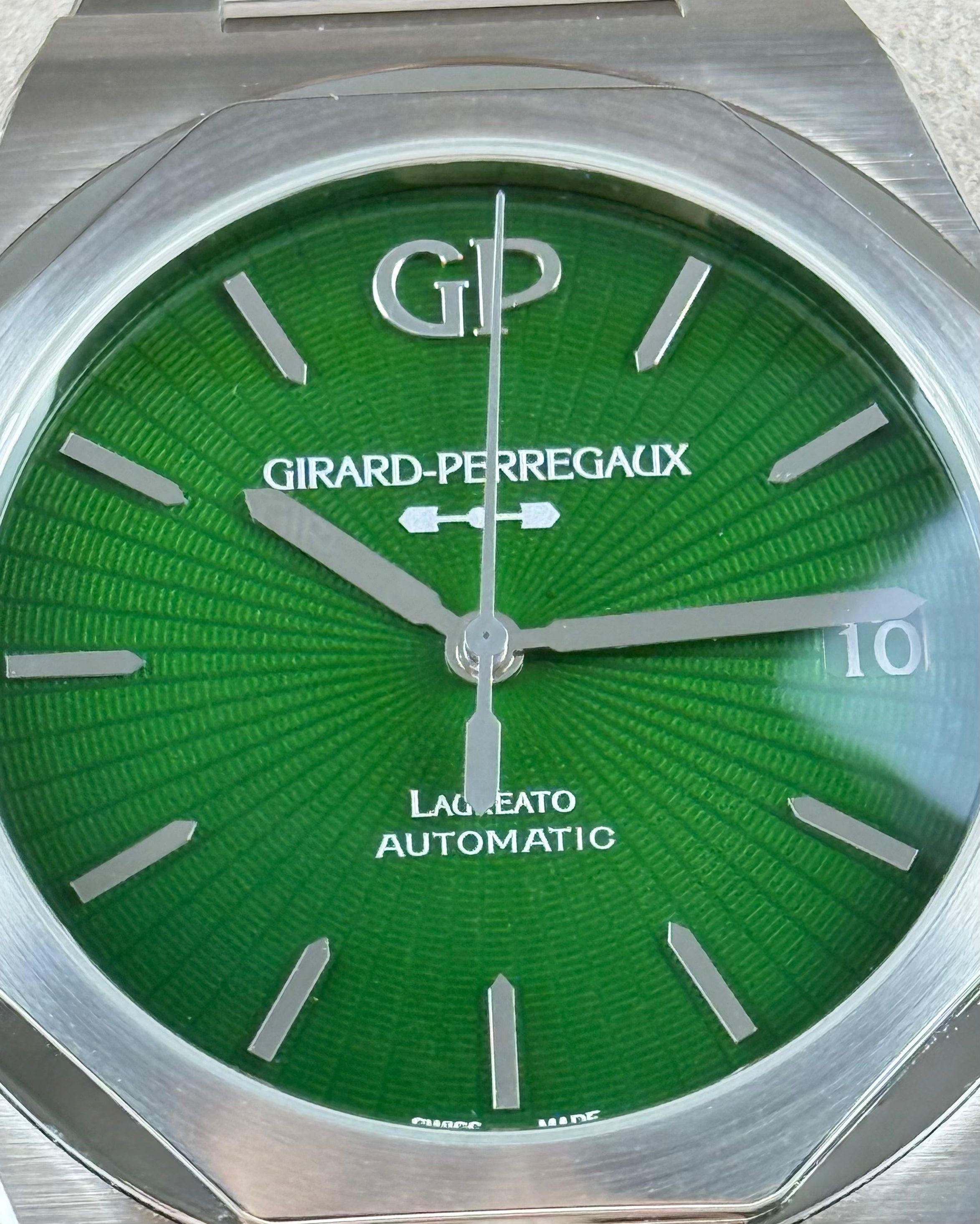 Girard Perregaux Laureato - 42MM - REF : 81010-11-433-11A thumbnail 3