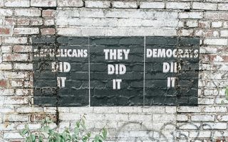 Graffiti depicting political polarisation