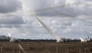 US Marine Corps and US Army High Mobility Artillery Rocket Systems (HIMARS) perform a live-firing drill at Exercise Talisman Sabre in Queensland (July 2019)