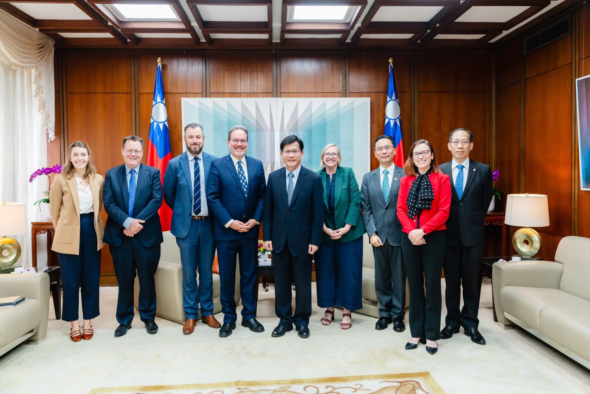 Centre delegates posing for a group photograph with Taiwan officials