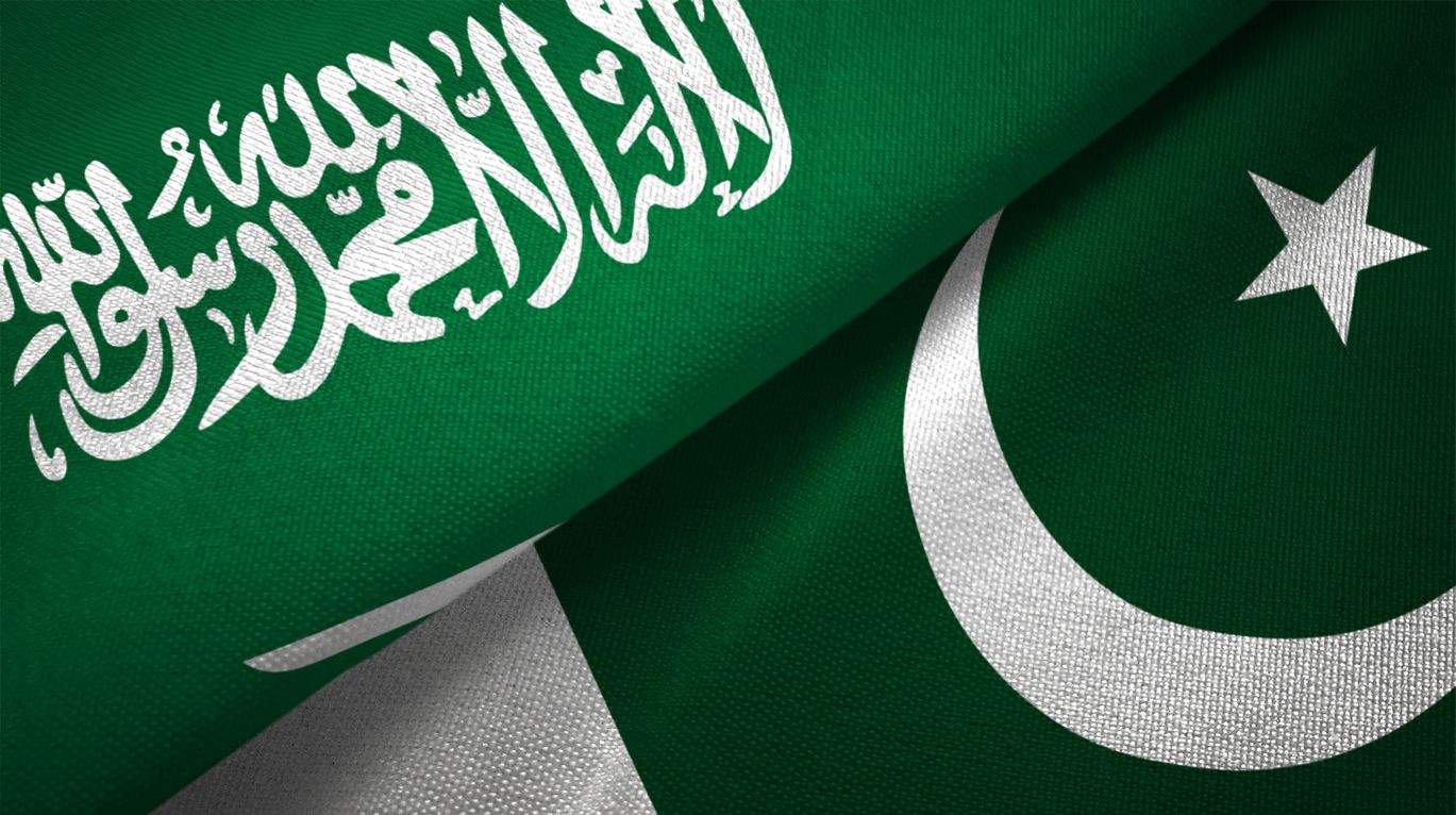 Saudi Arabia Pakistan flags