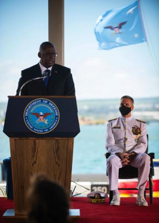 US Secretary of Defense Lloyd J. Austin III delivers remarks during the change of command ceremony for US Indo-Pacific Command at Joint Base Pearl Harbor-Hickam, Hawaii, April 2021.
