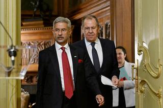 Indian Foreign Minister Subrahmanyam Jaishankar (left) and Russian Foreign Minister Sergei Lavrov following talks in Moscow, December 2023.