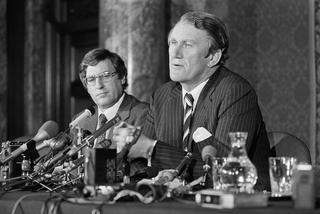 Prime Minister Malcolm Fraser announcing the Australian boycott of the Moscow 1980 Olympic Games