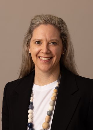 Dr Miah Hammond-Errey