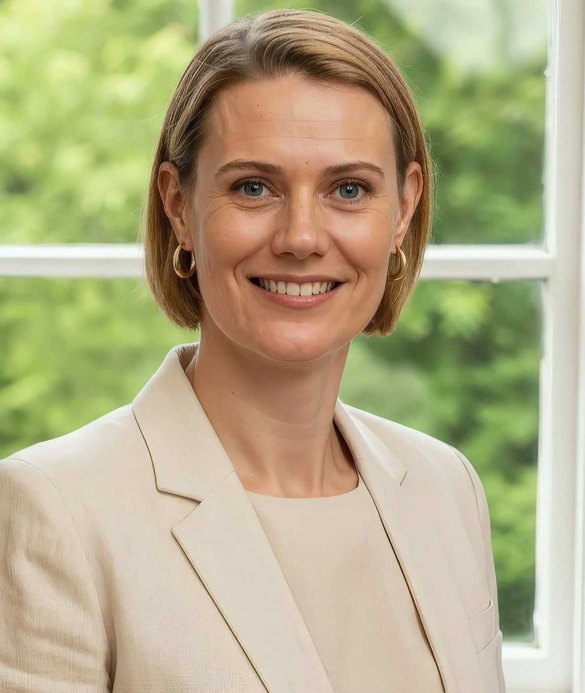 Dr Merriden Varrall