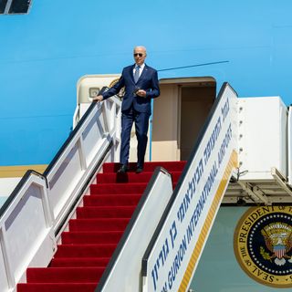 biden-airf1.jpg