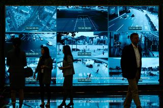Journalists visit the Huawei Digital Transformation Showcase in Shenzhen