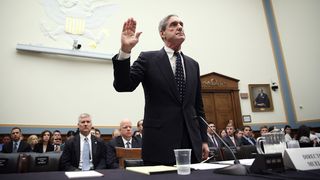 Robert-Mueller-GettyImages-170442389.jpg