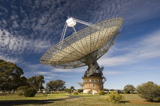 Image of the 64-m Parkes Radio telescope
