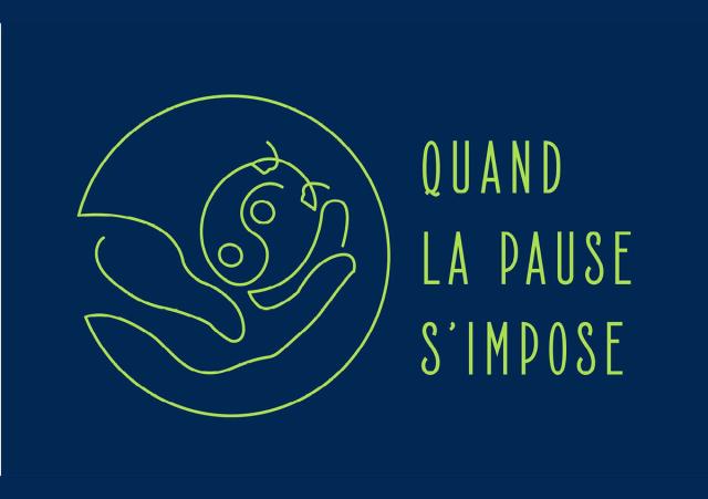Logo Quand la pause s'impose en vert clair sur fond bleu marine
