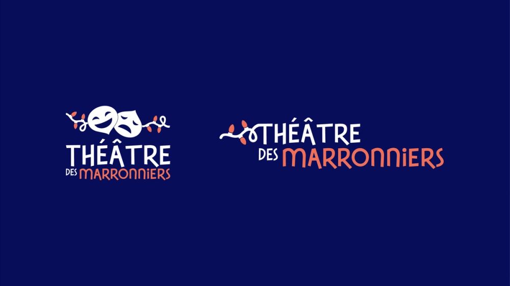Deux versions du logo du Théâtre des Marronniers sur fond bleu nuit : masques de théâtre et branche de marronnier