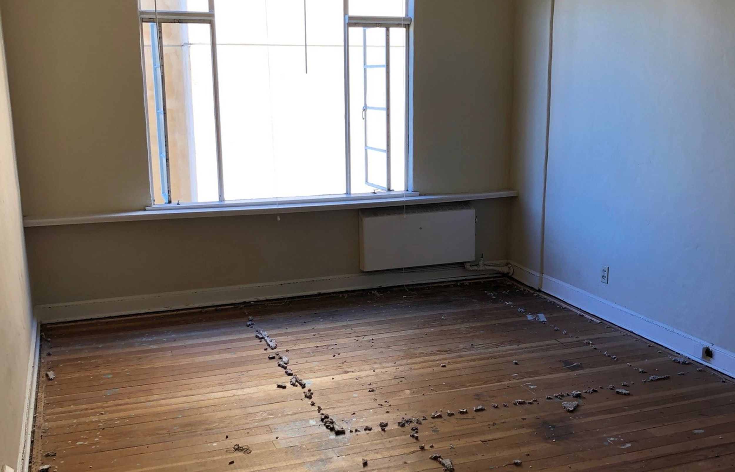 graduate guest bedroom before