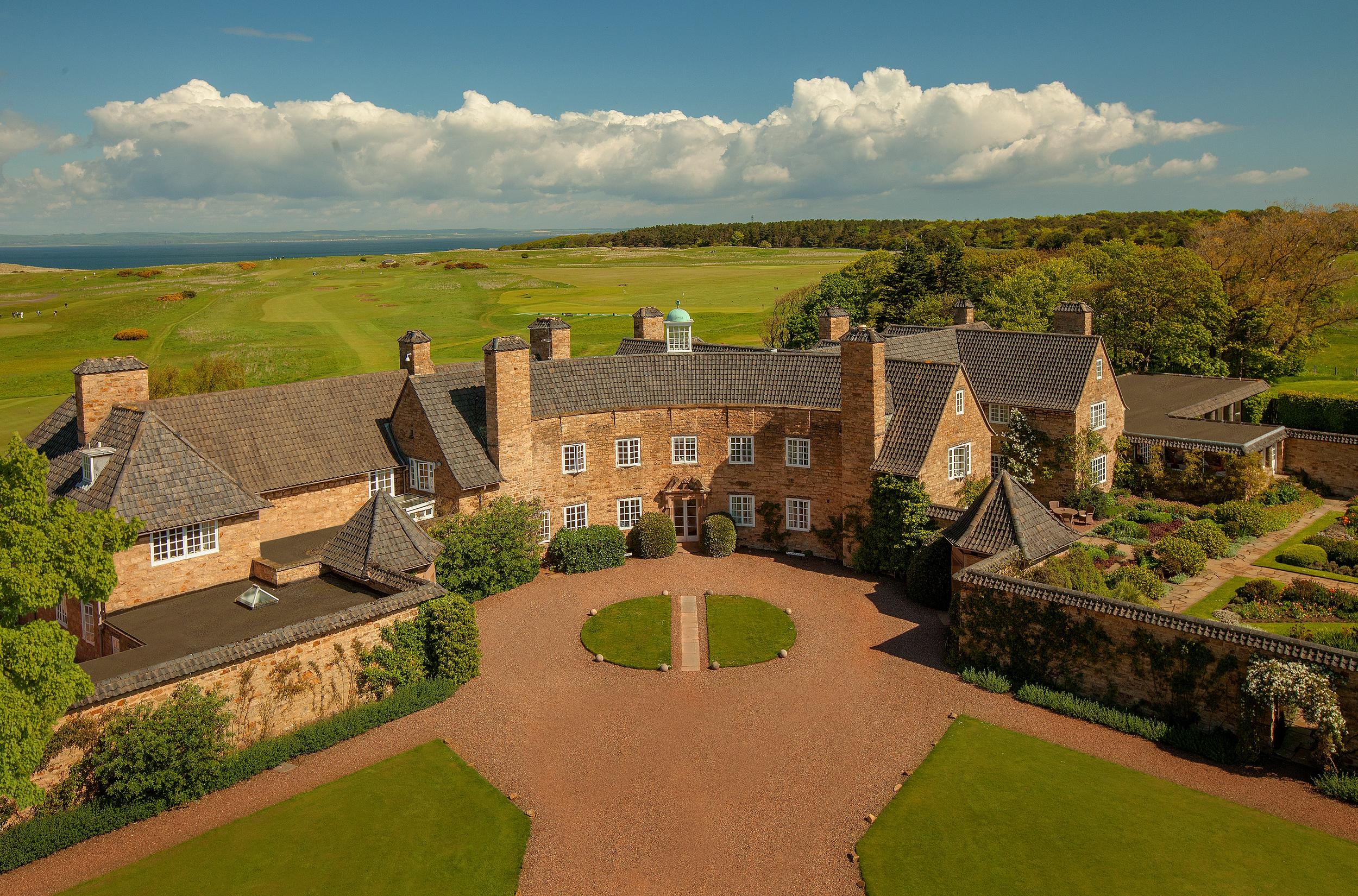 Marine & Lawn Greywalls, Marine & Lawn Golf Hotels