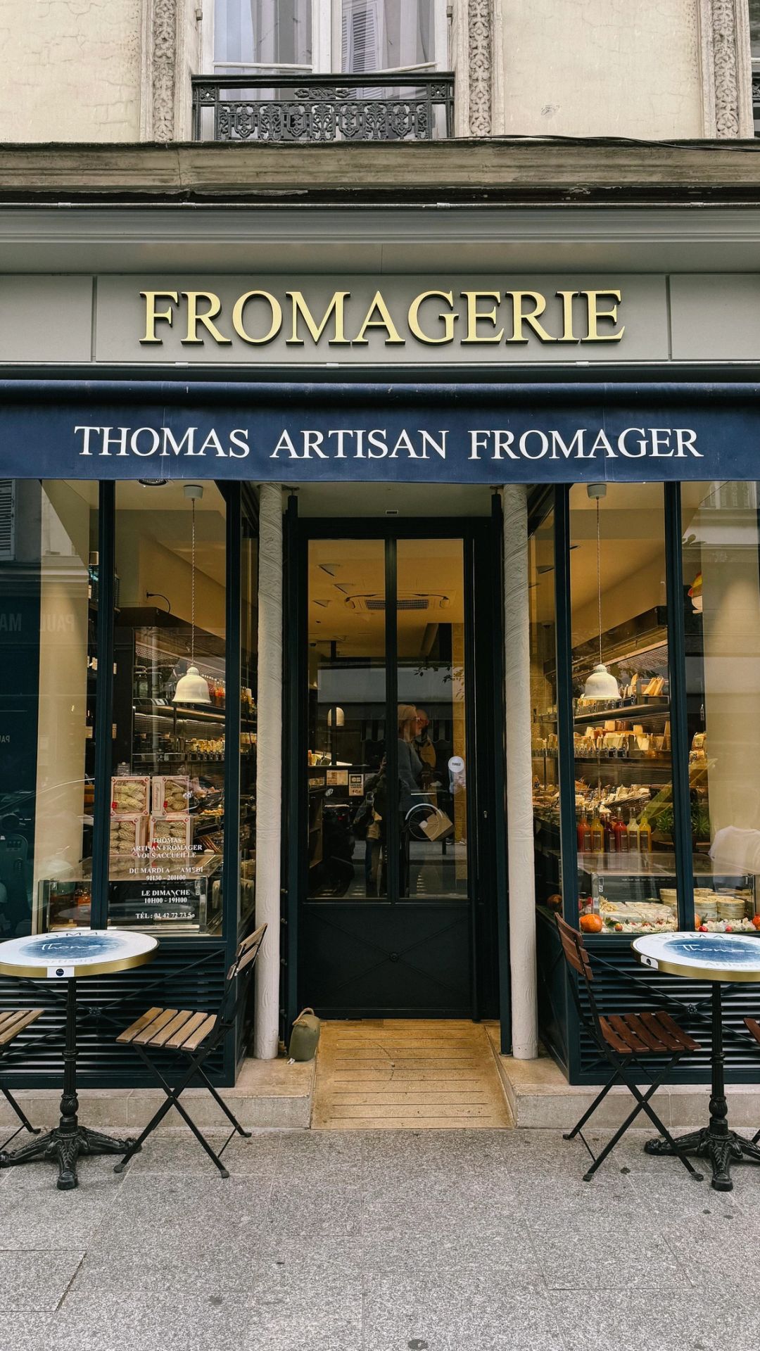 cheese shop in Paris