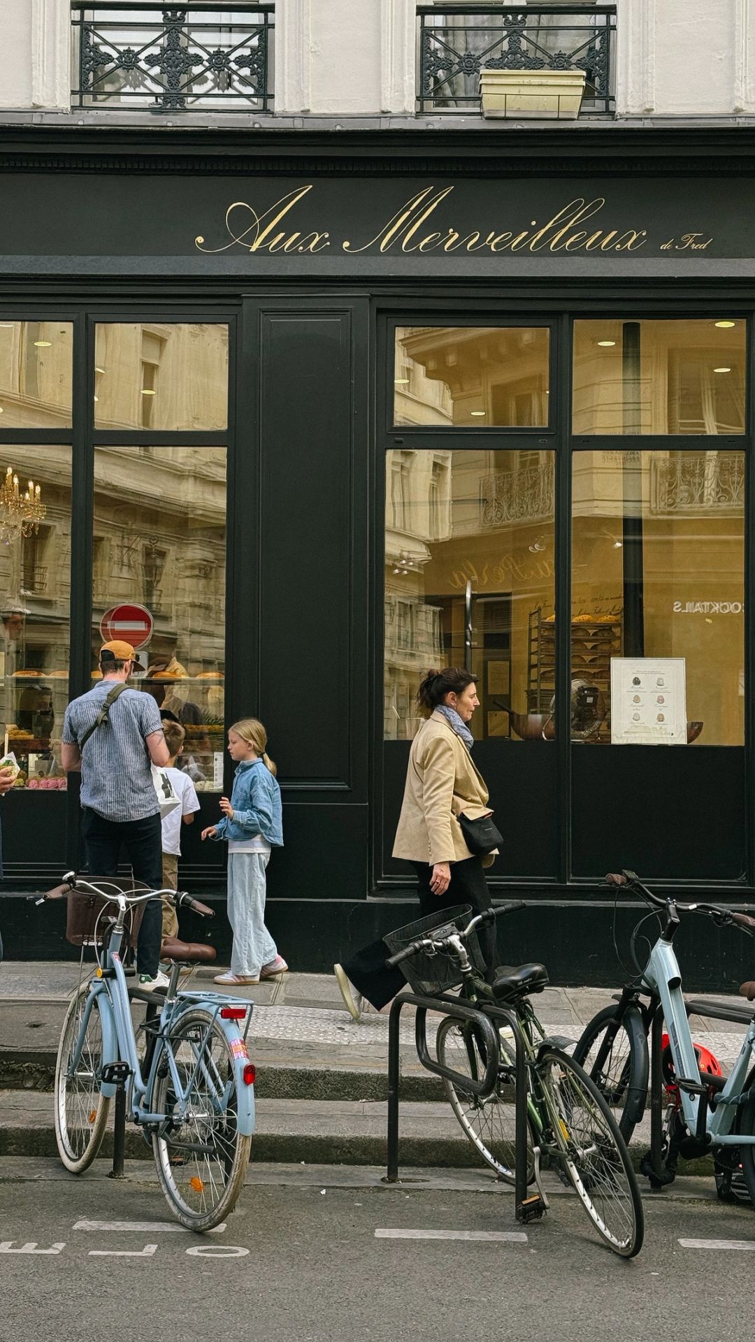 sweet shop in Paris