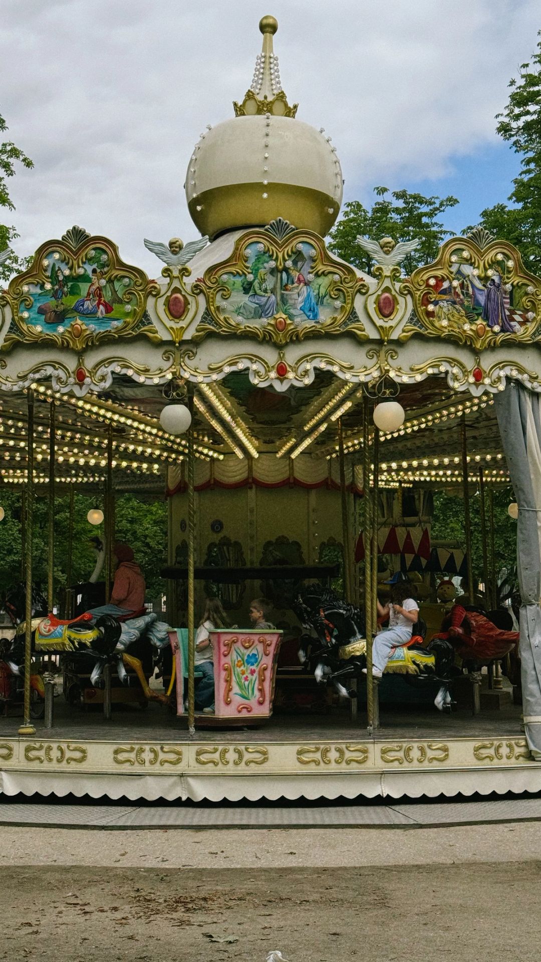 Carousel at Jardin des Tuileries