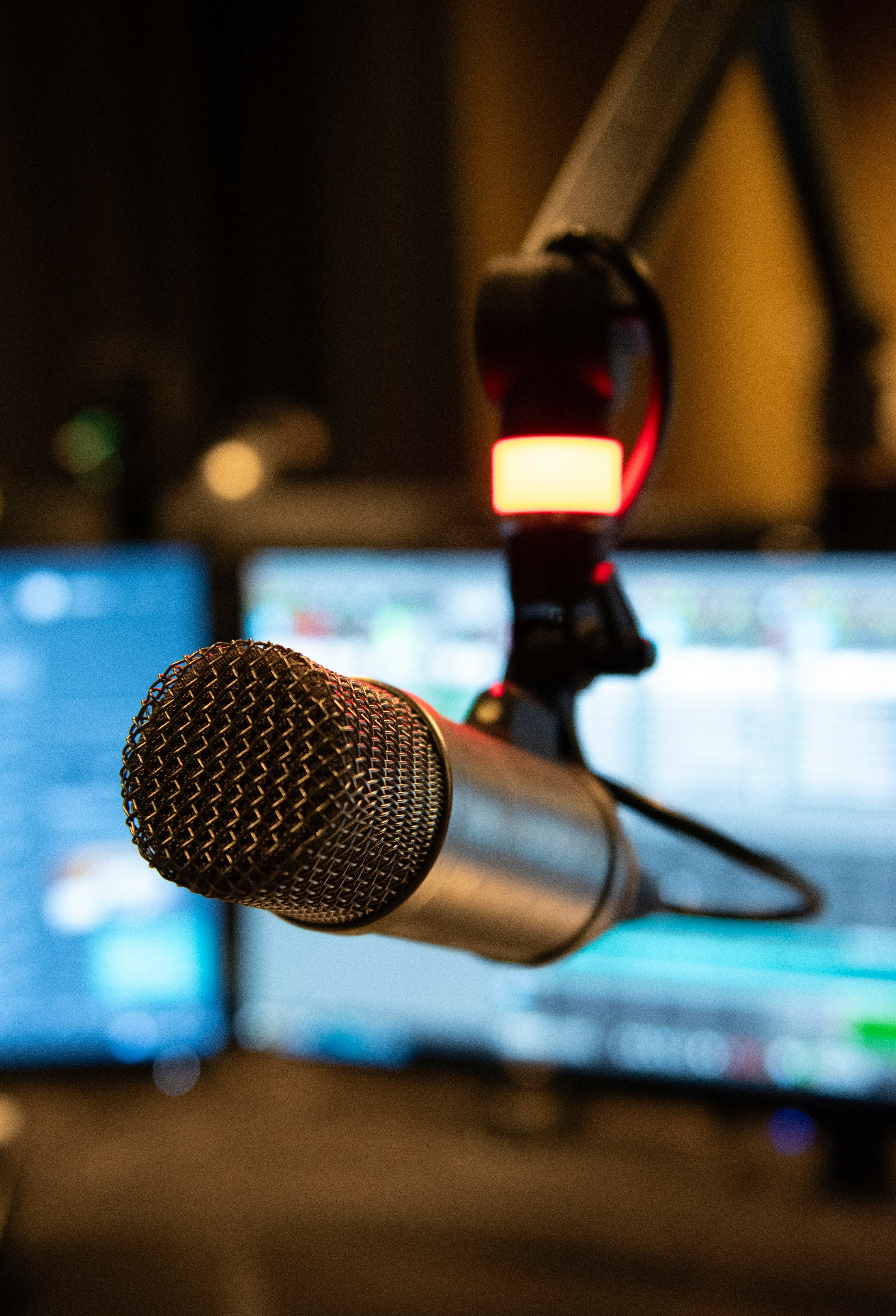 Broadcaster