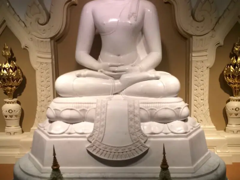 พระพุทธรูปประจำศูนย์ปฏิบัติธรรม gallery image 2